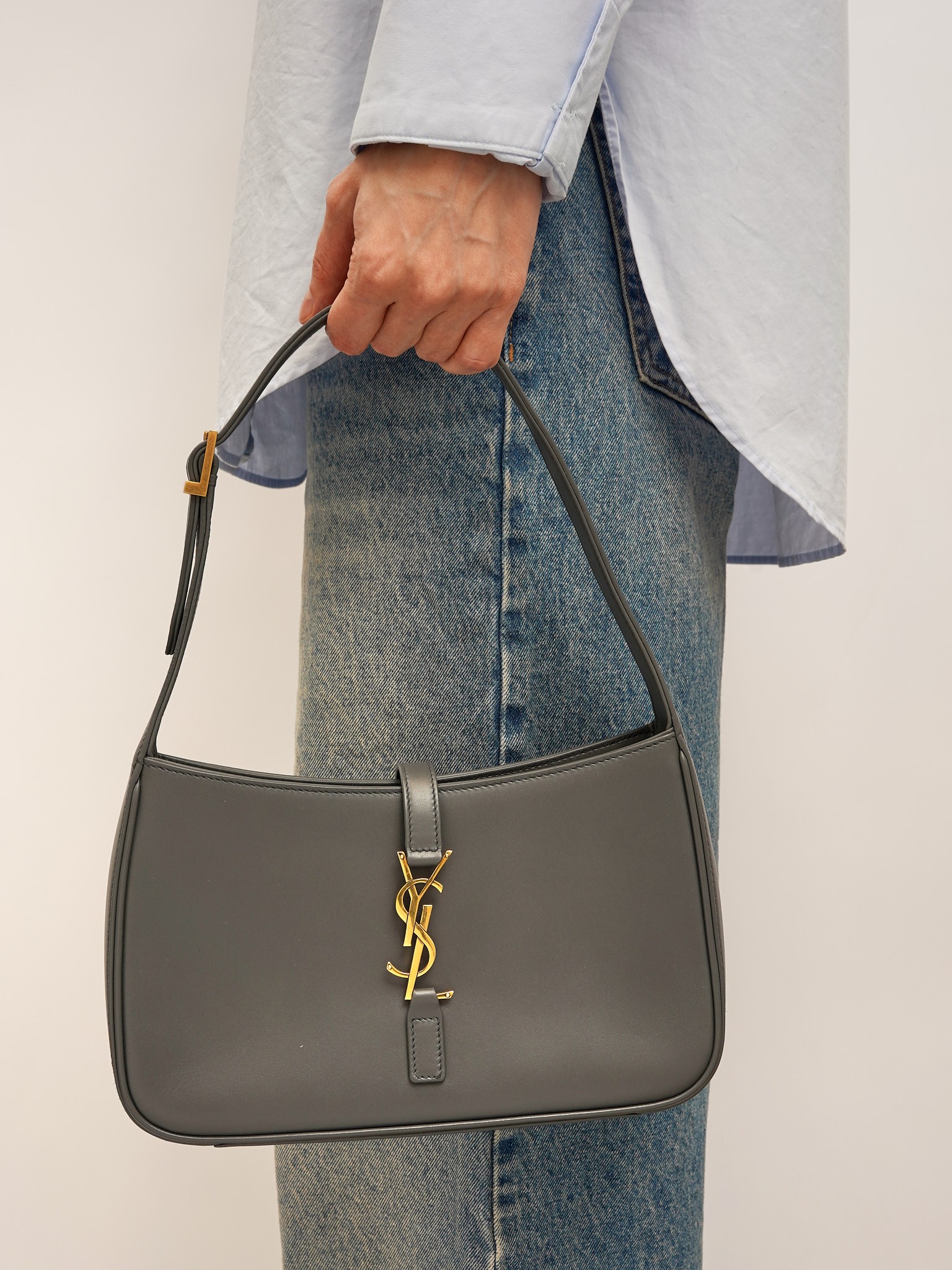 Saint Laurent Le 5 A 7 1