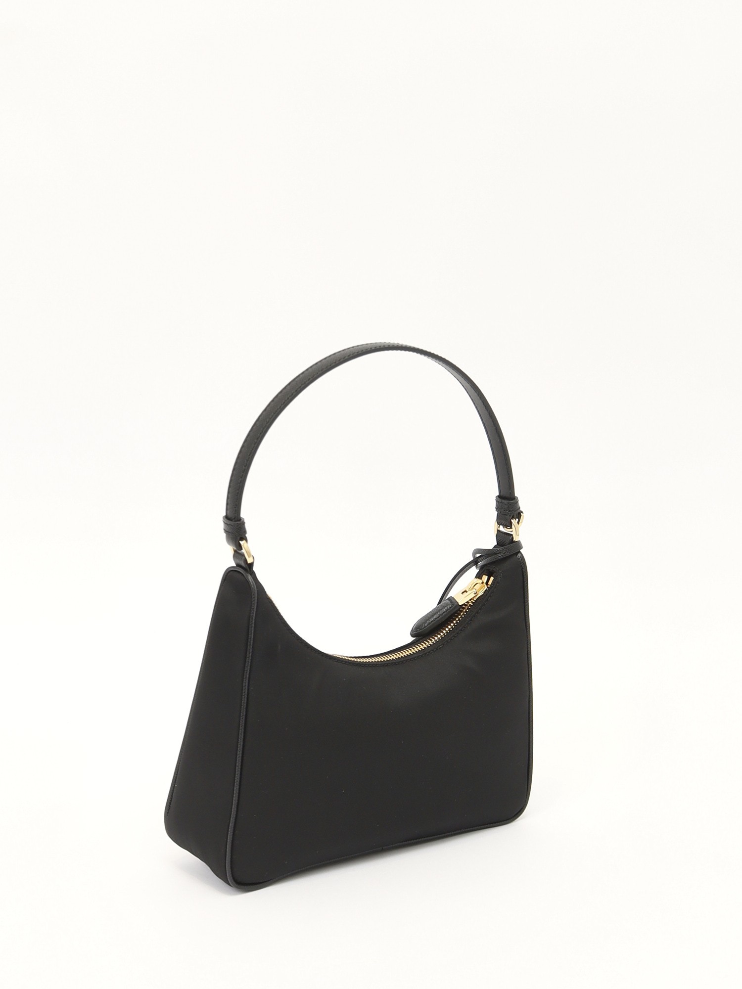 Prada Re-Edition 2000 3