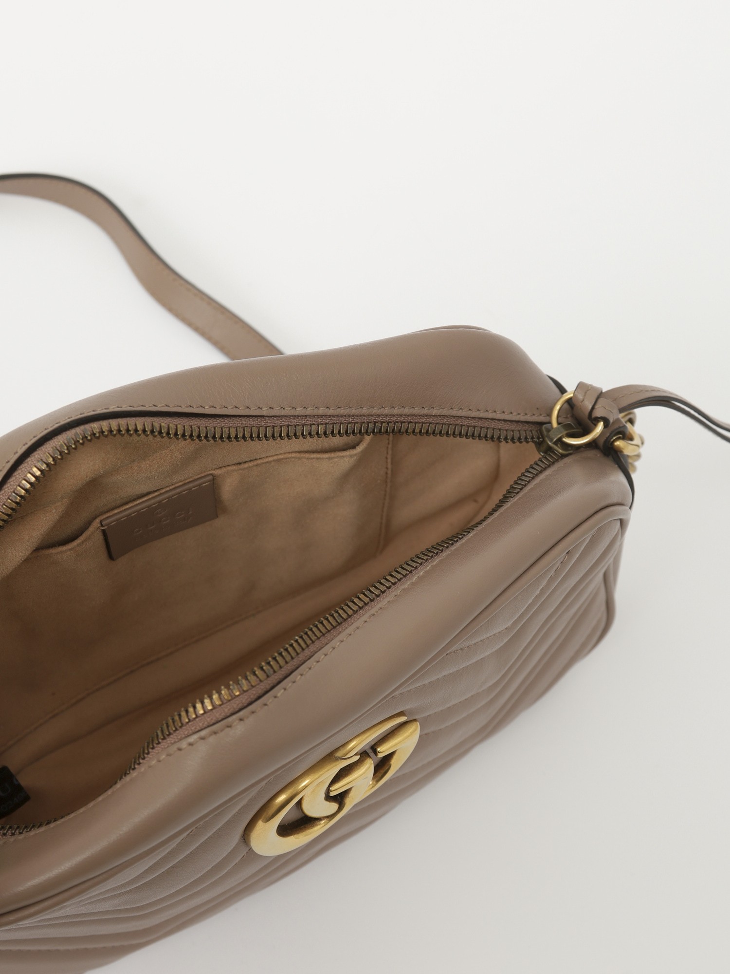 Gucci GG Marmont 8