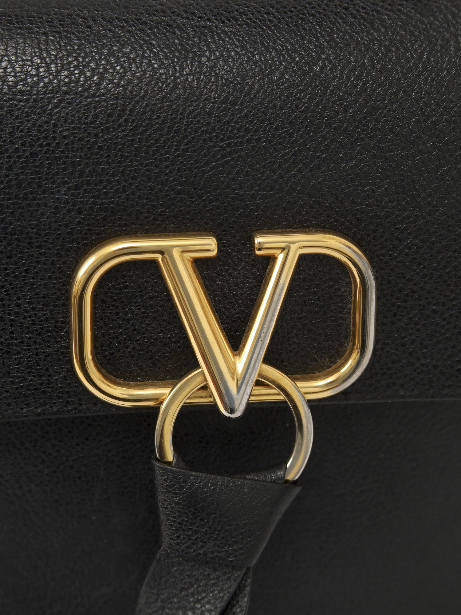 Valentino Vring 4