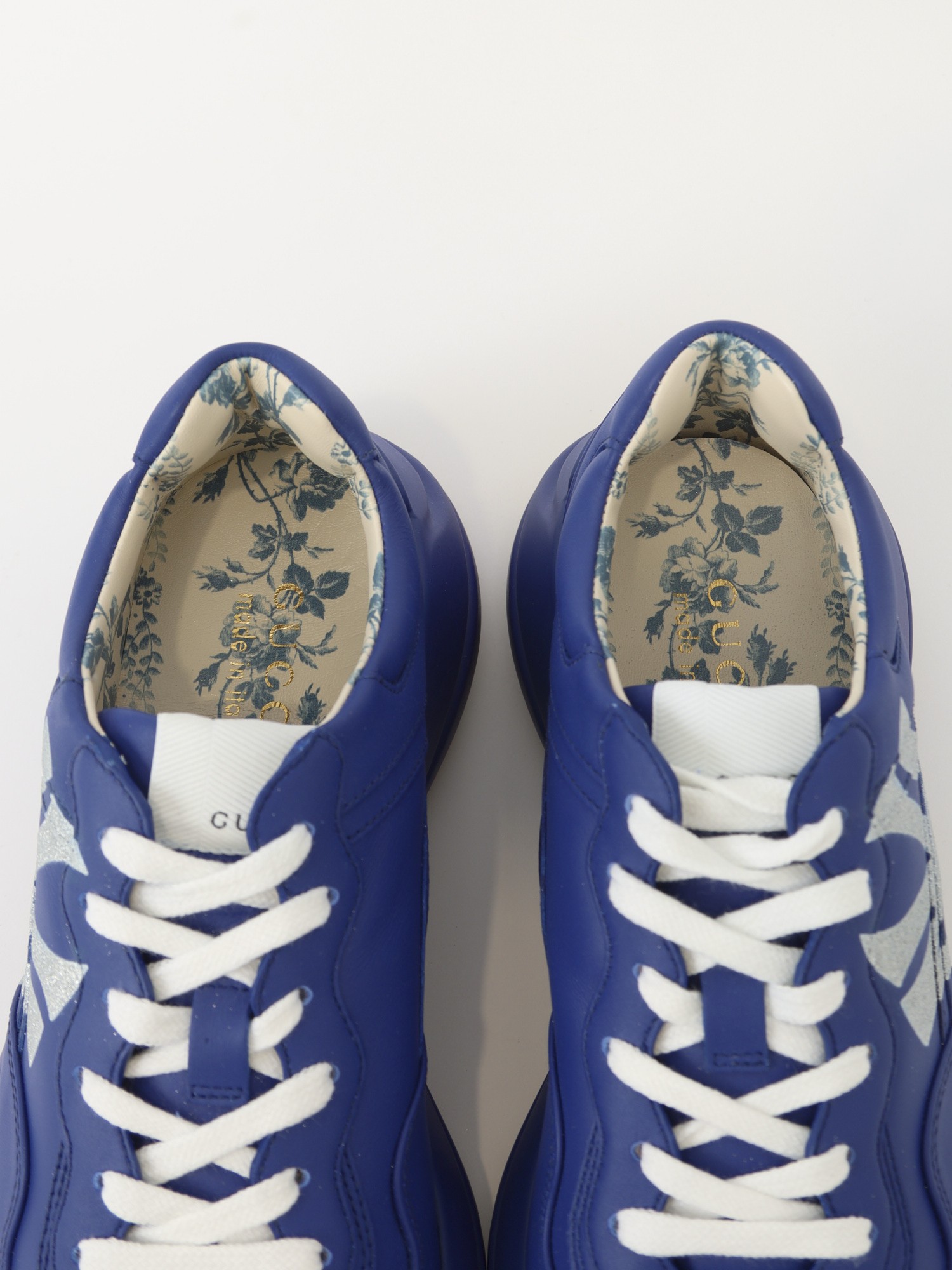 Gucci Shoes 38.5 7