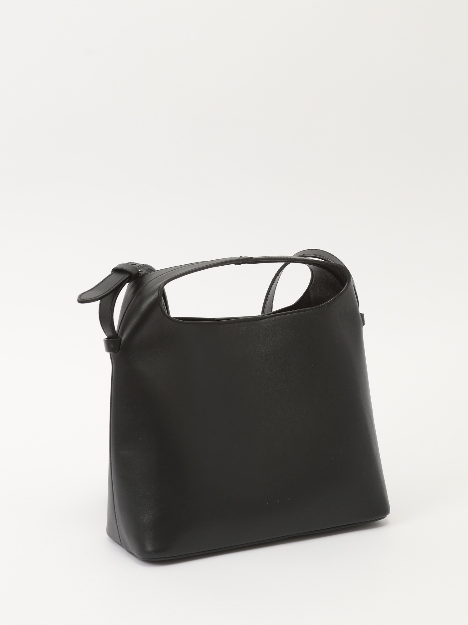 Aesther Ekme Sac 2