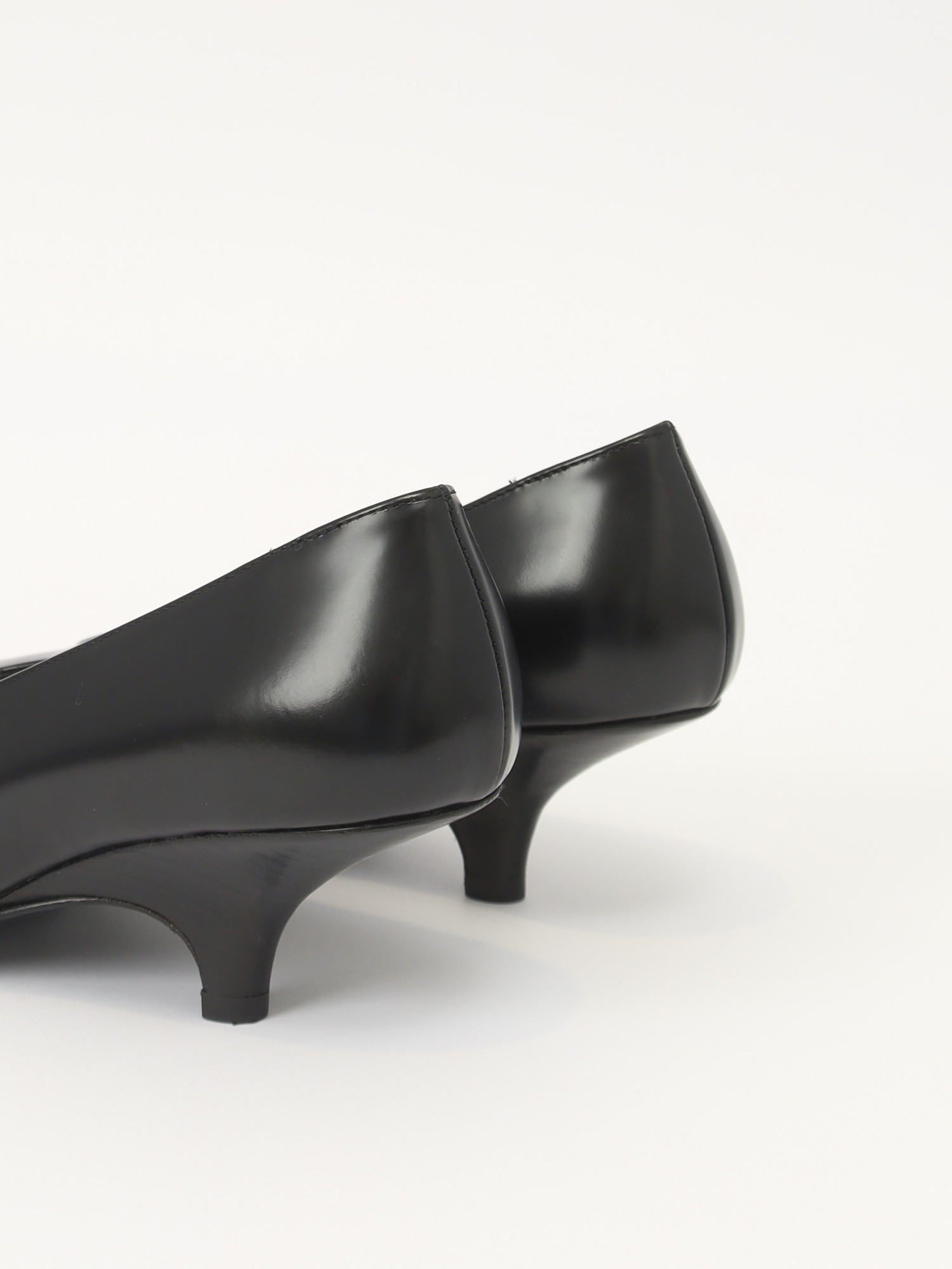 Toteme Shoes 37 8