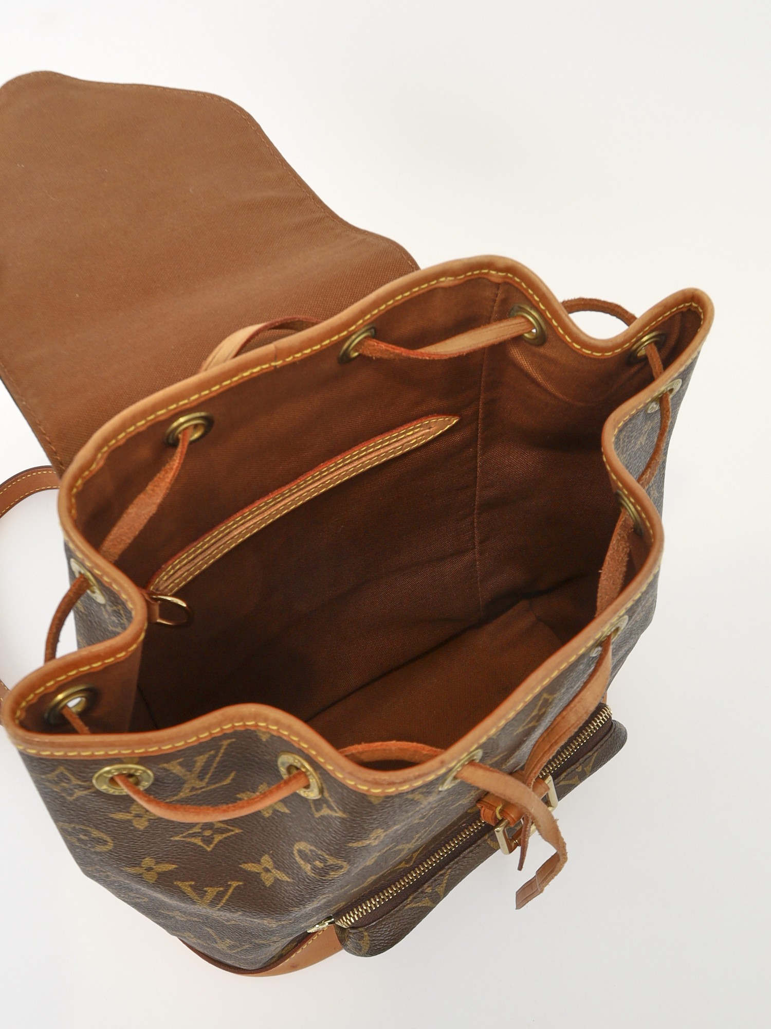 Louis Vuitton Montsouris 14