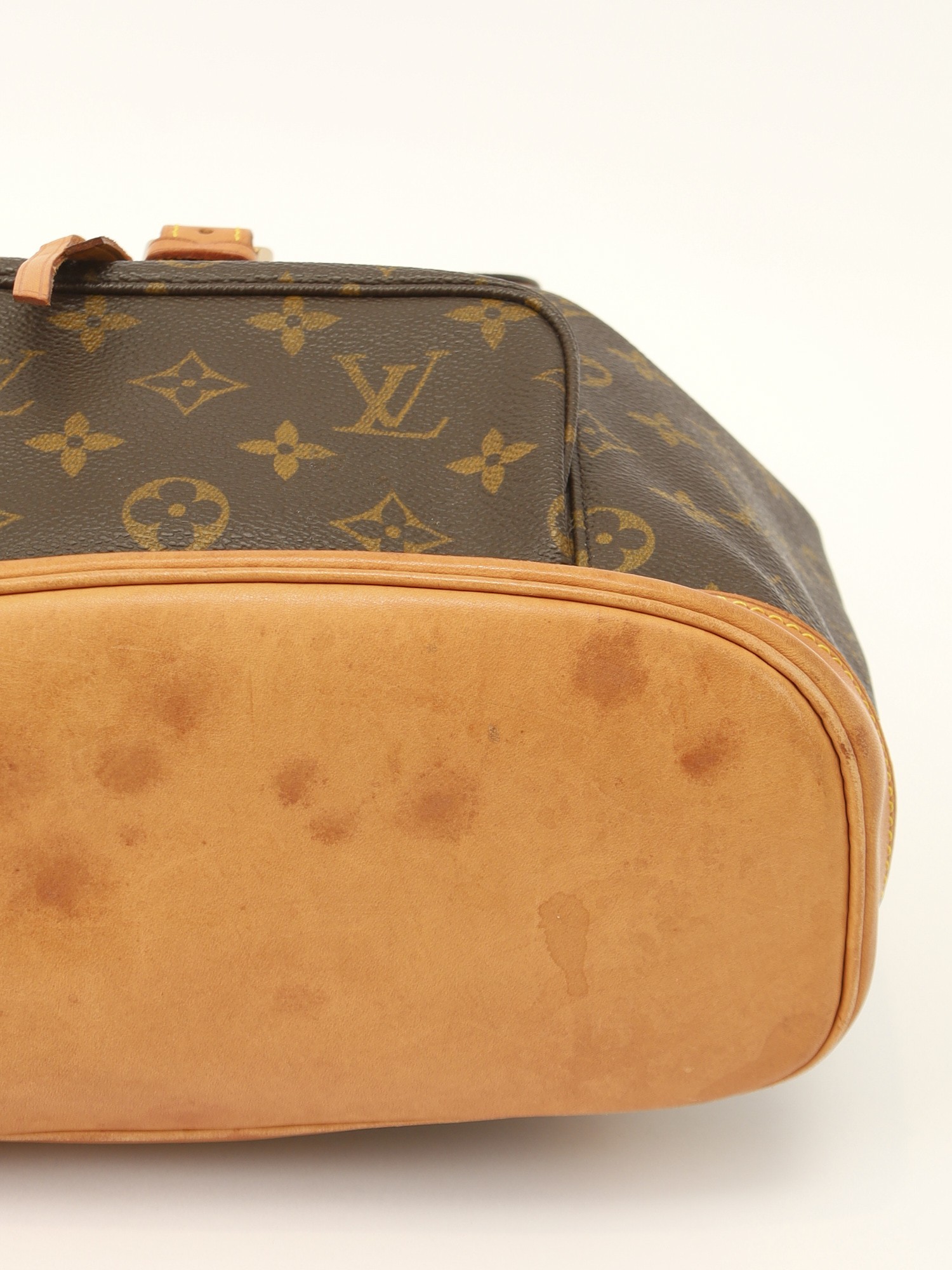 Louis Vuitton Montsouris 13