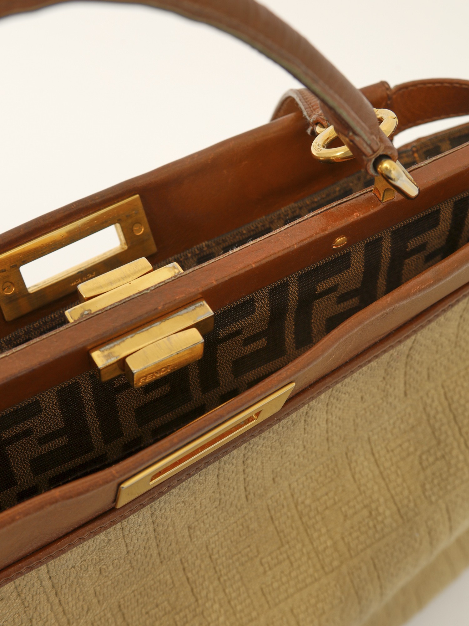 Fendi Peekaboo 15