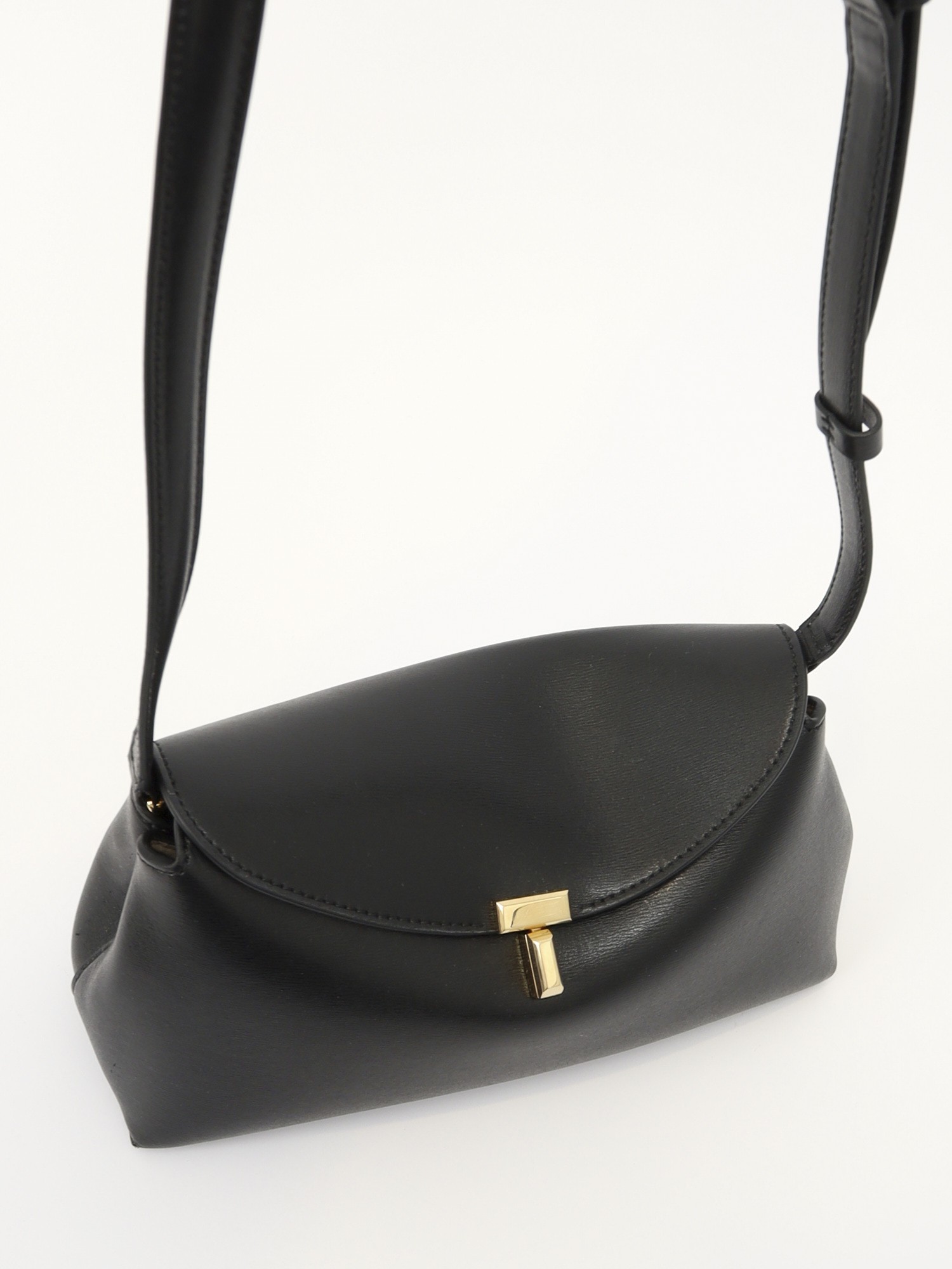 Toteme T-Lock 4