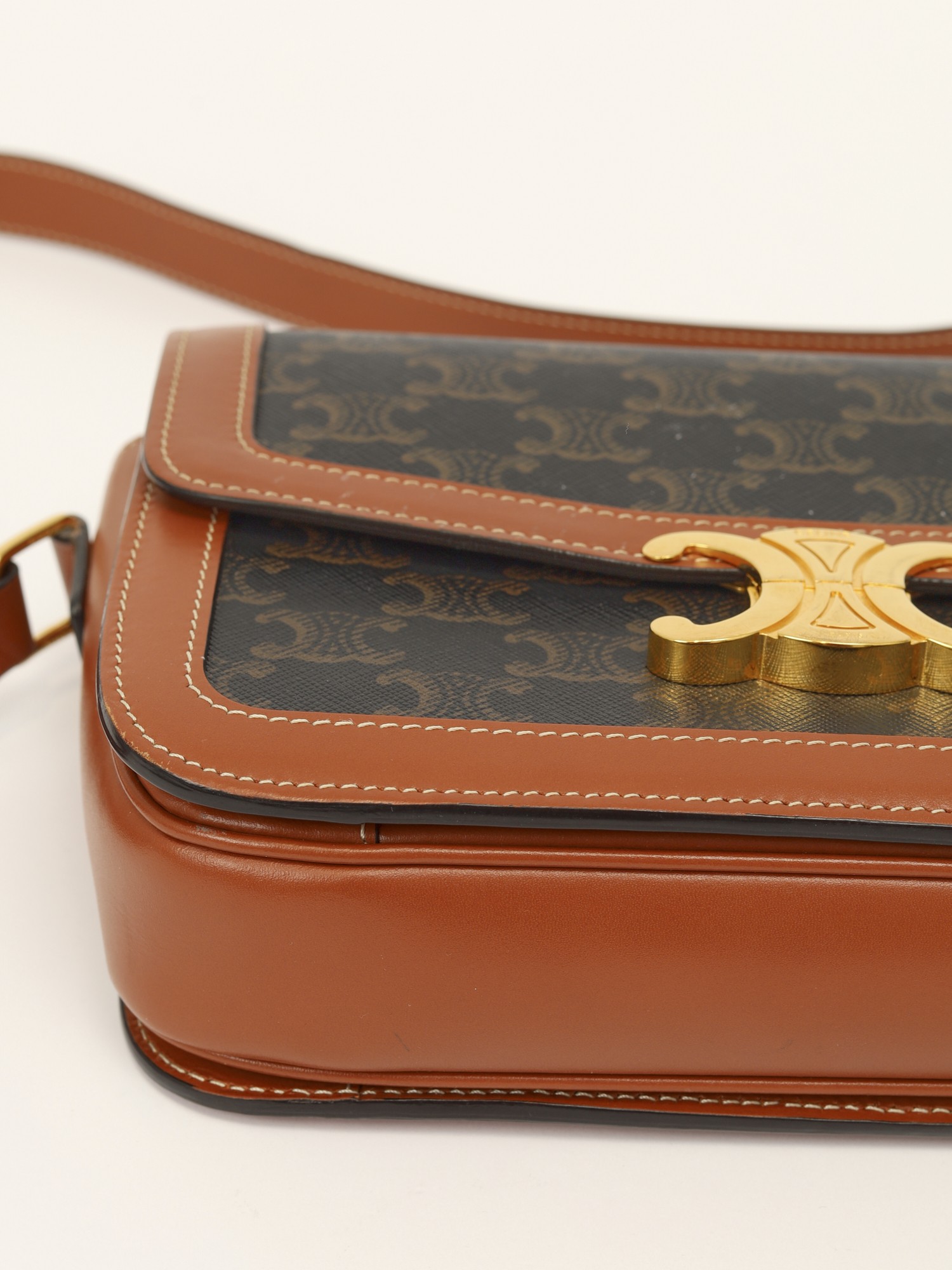 Celine Triomphe 6
