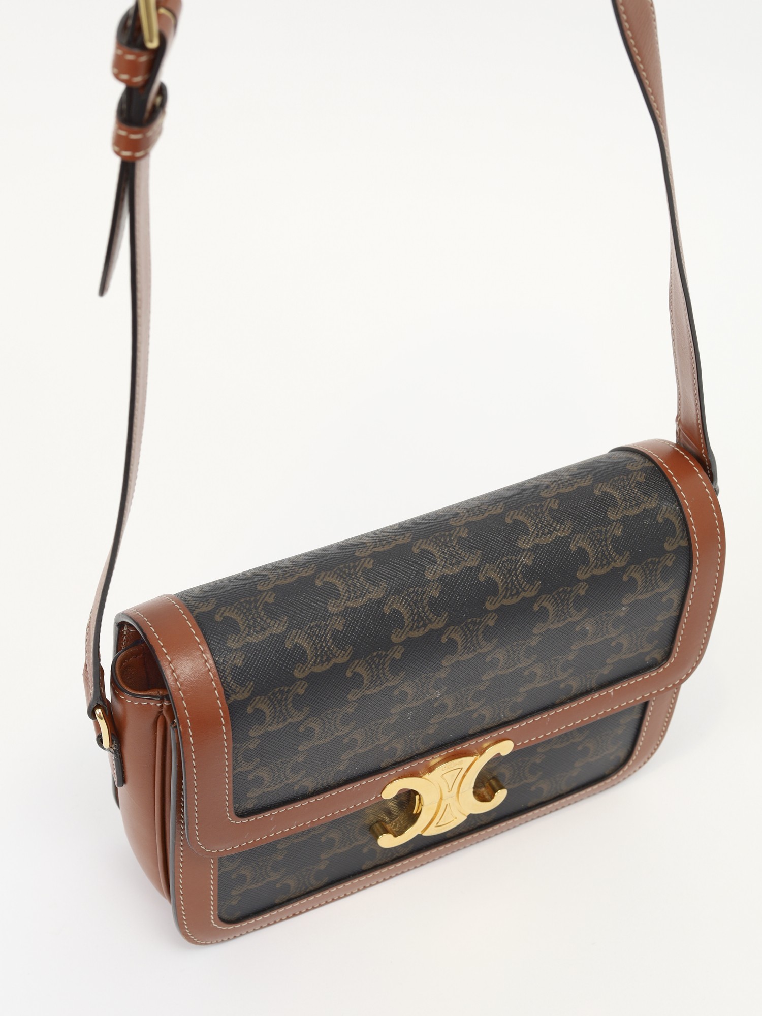 Celine Triomphe 4