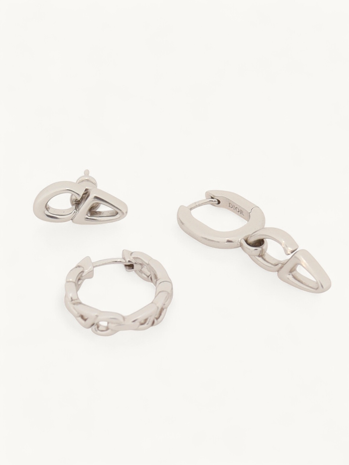 Christian Dior Earrings 0