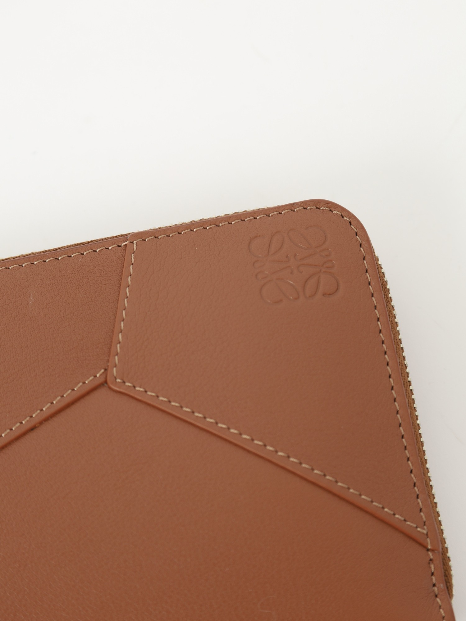 Loewe Wallet 3