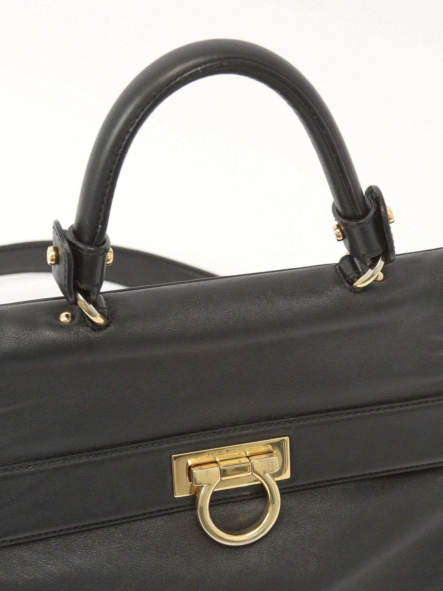 Salvatore Ferragamo Sofia  4