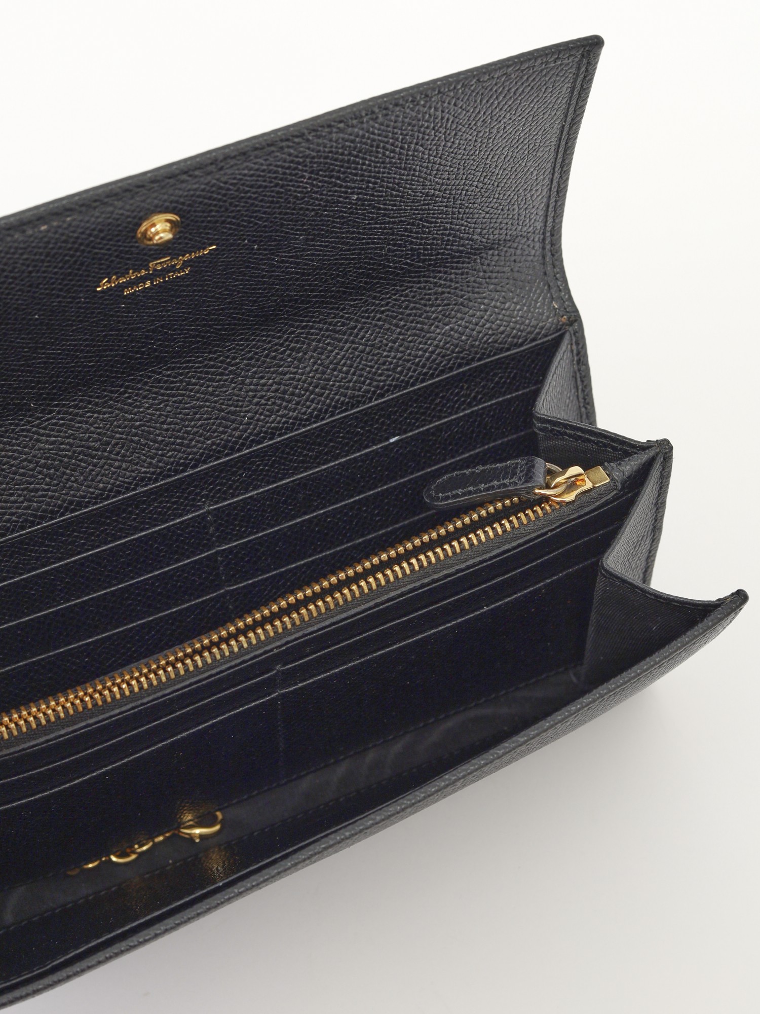 Salvatore Ferragamo Wallet 8