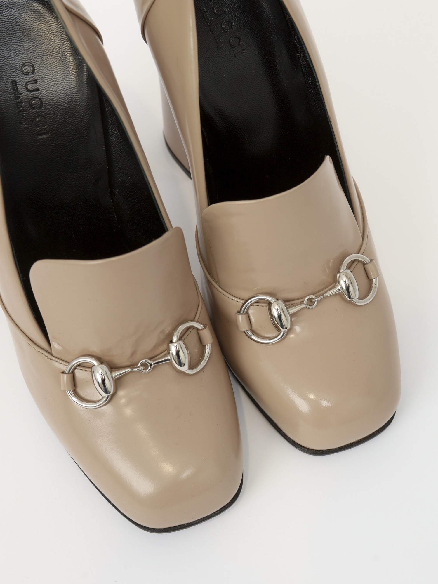 Gucci Shoes 38.5 7