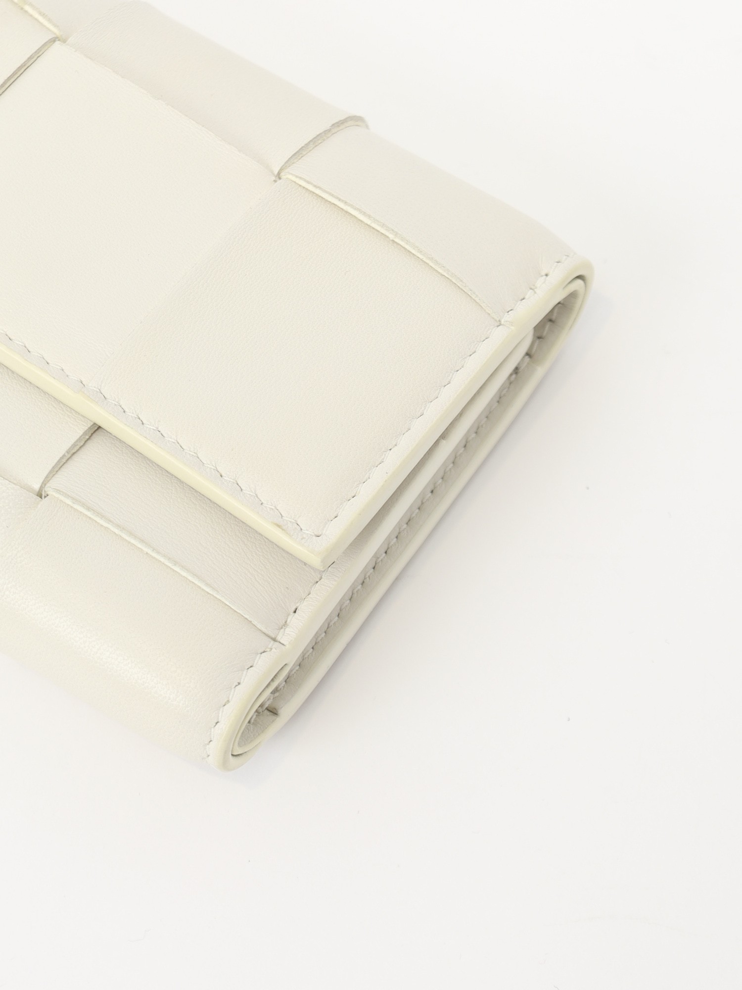 Bottega Veneta Wallet  4