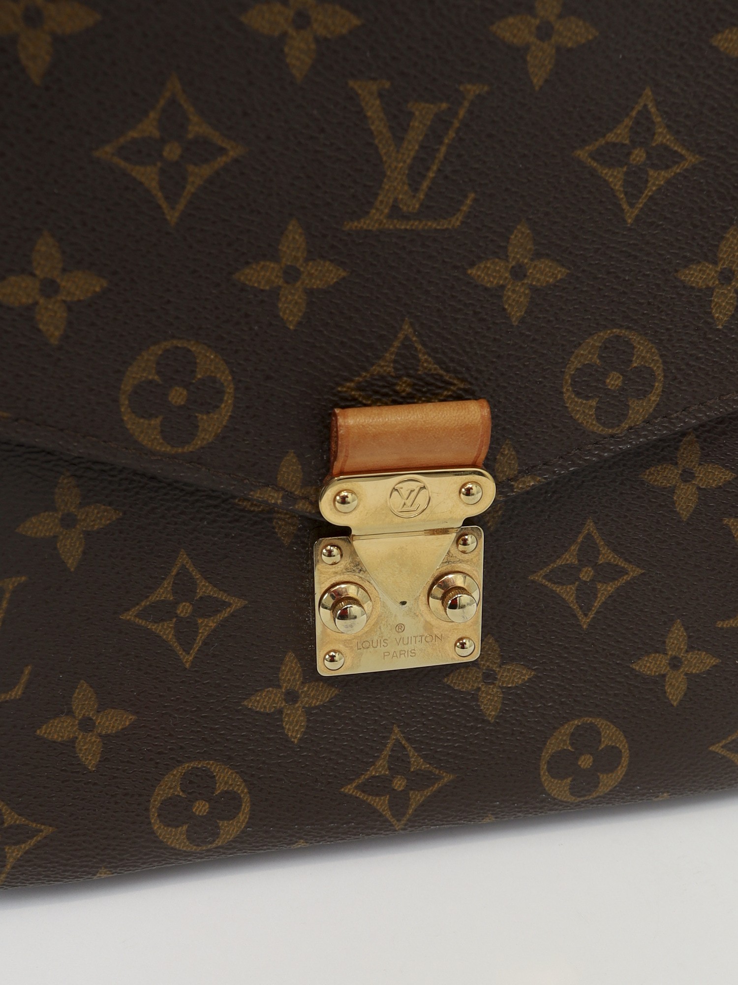 Louis Vuitton Pochette Metis  6
