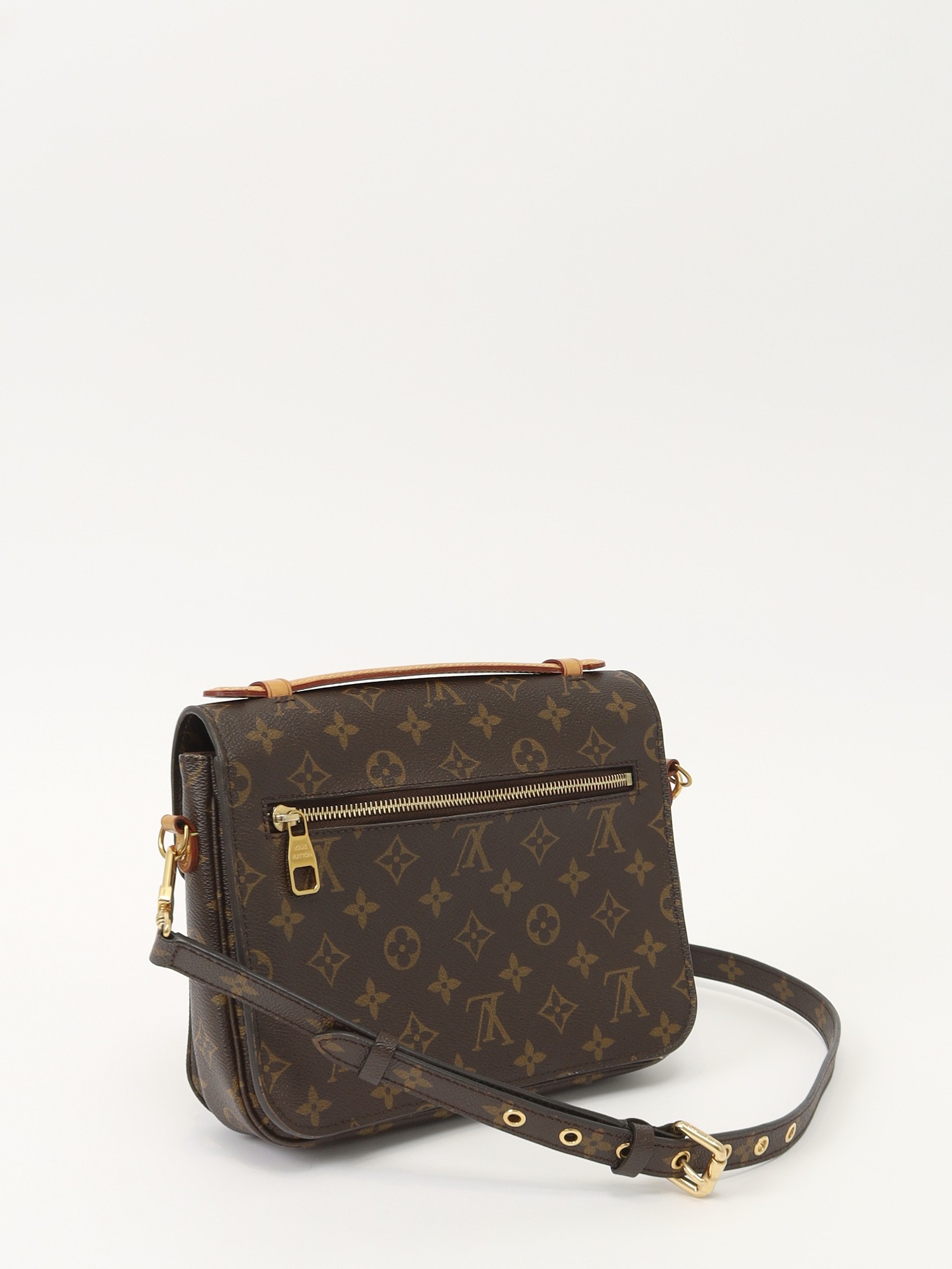 Louis Vuitton Pochette Metis  3