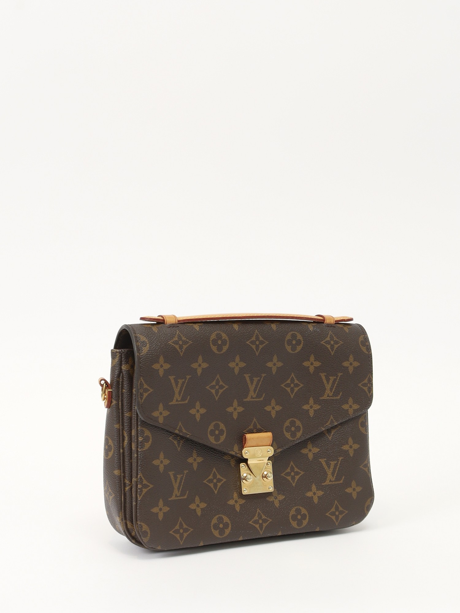 Louis Vuitton Pochette Metis  2