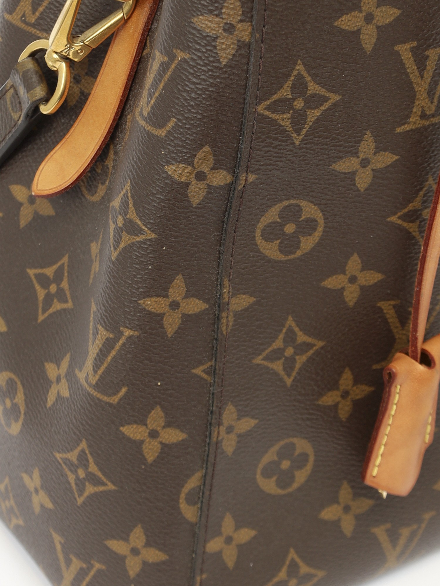 Louis Vuitton Montaigne 8