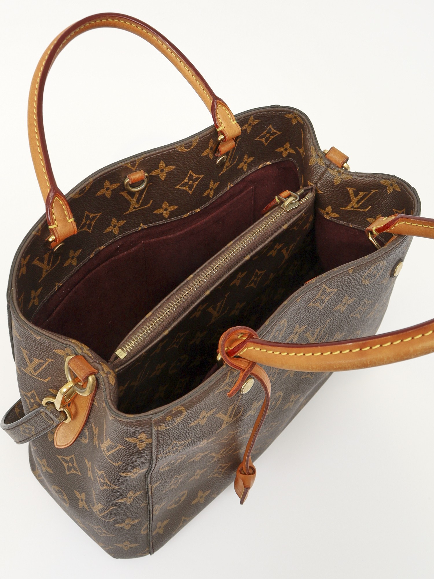 Louis Vuitton Montaigne 11