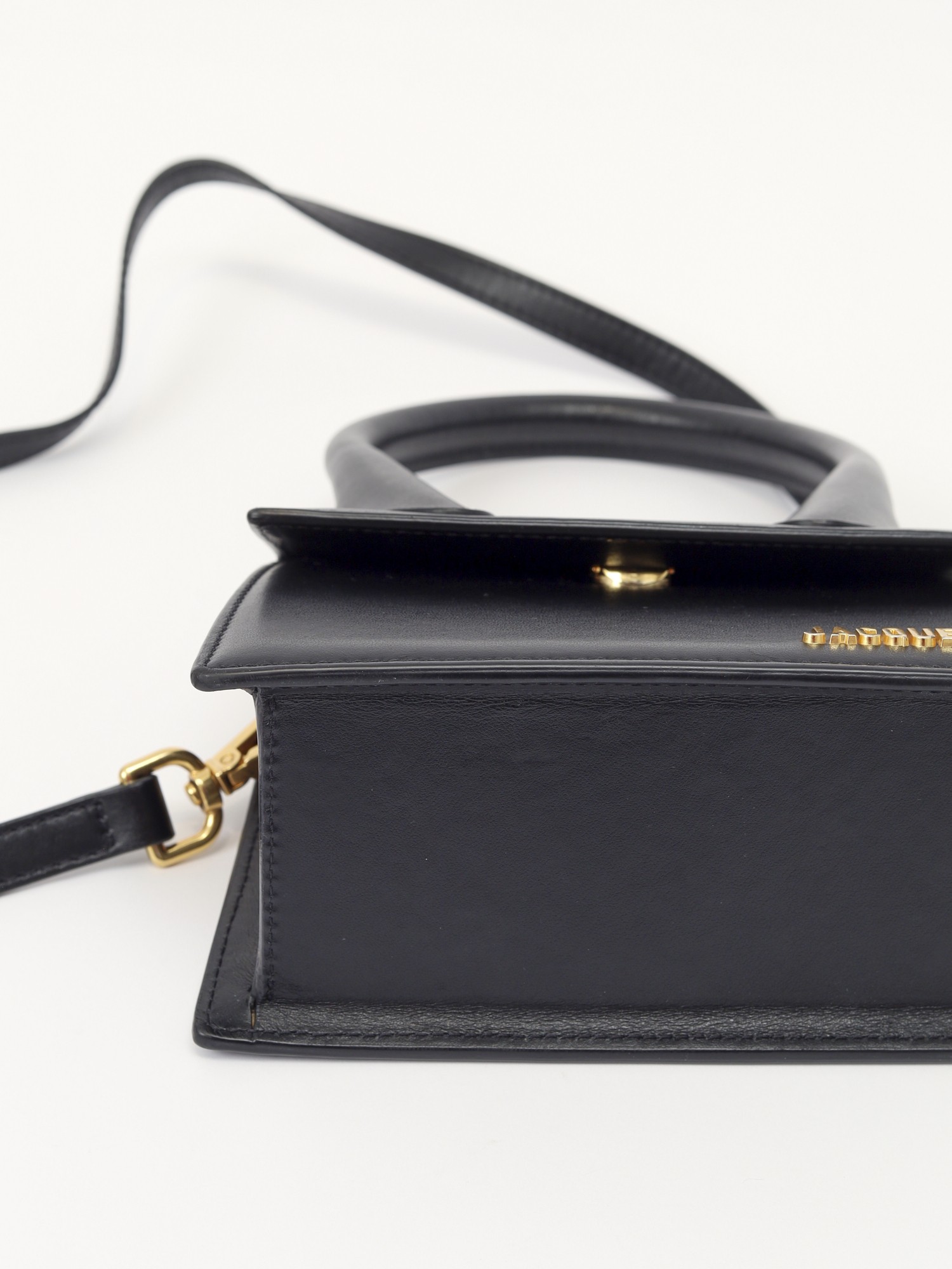Jacquemus Le Chiquito 8
