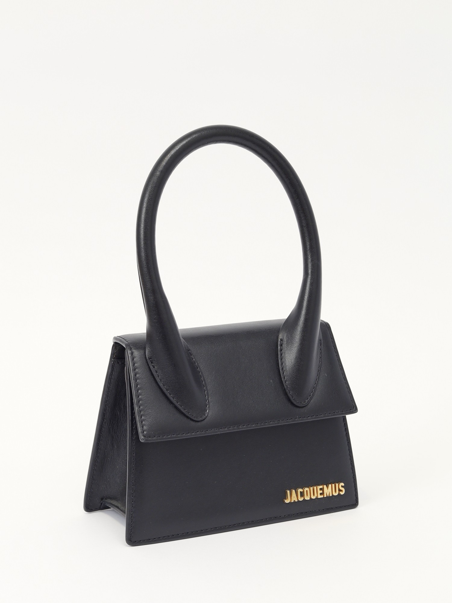 Jacquemus Le Chiquito 2