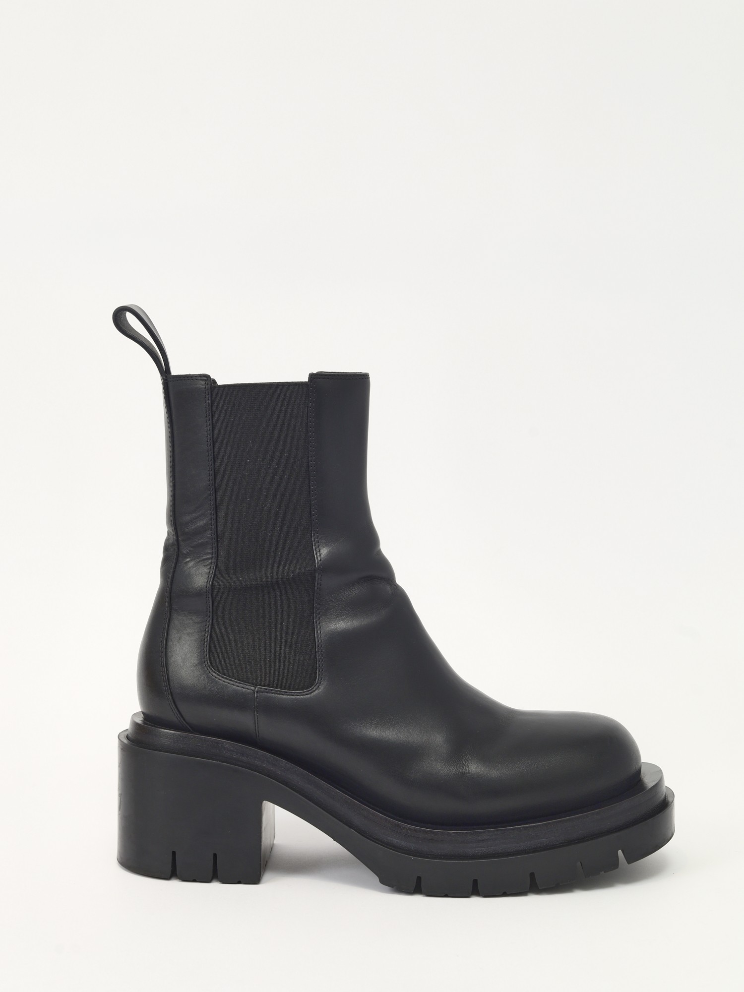 Bottega Veneta Shoes 40 0