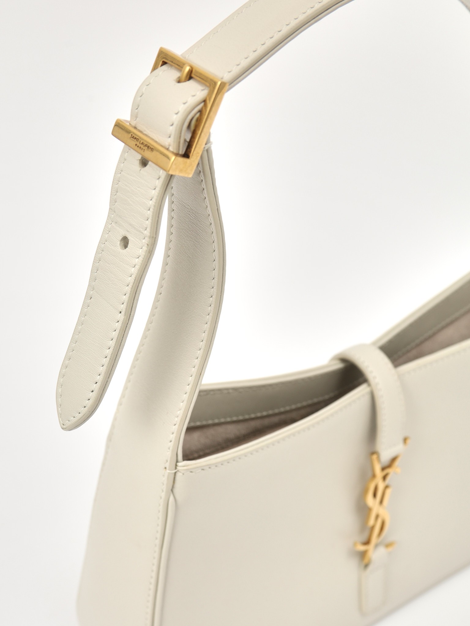 Saint Laurent Le 5 a 7  5