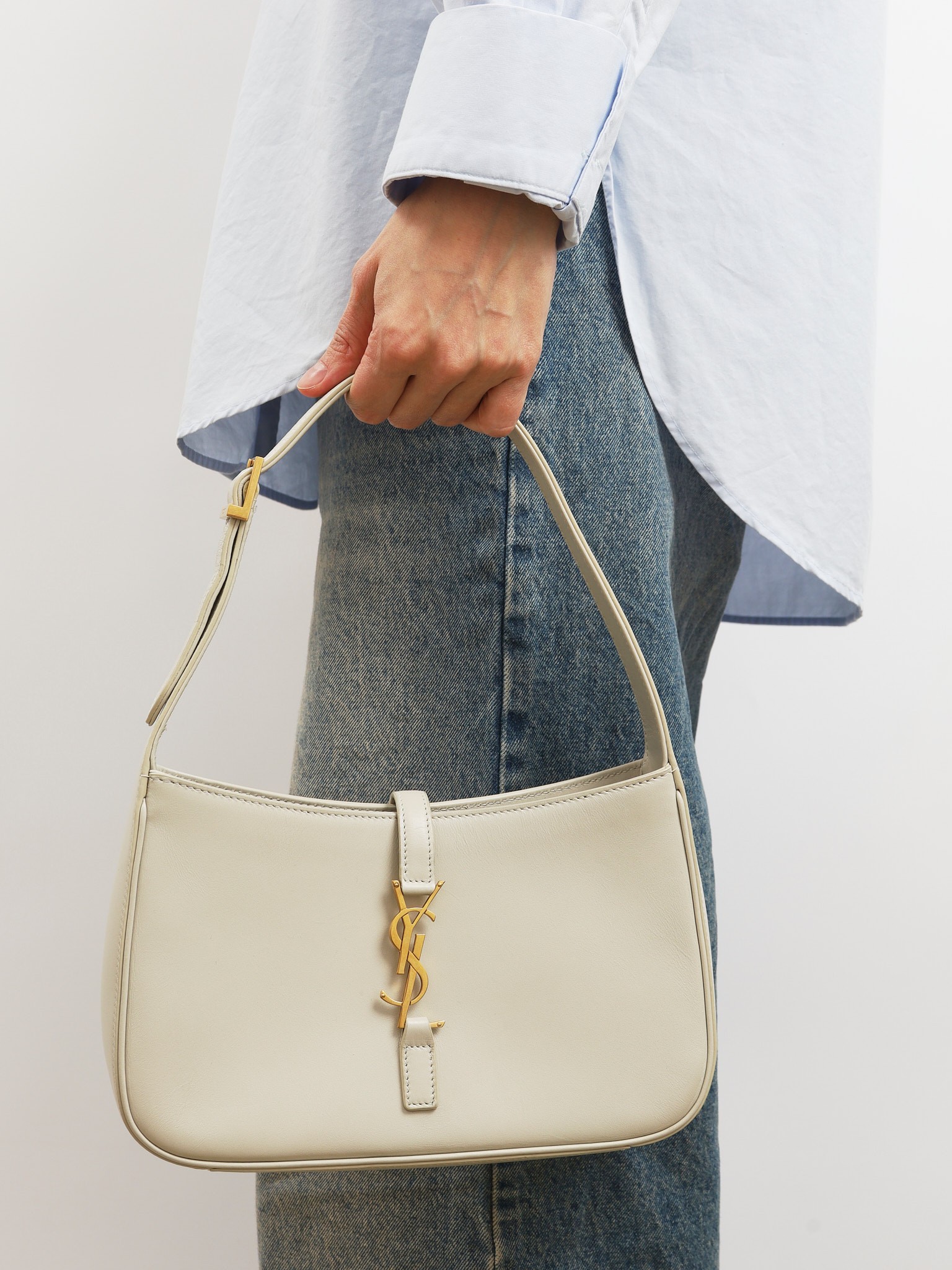 Saint Laurent Le 5 a 7  1