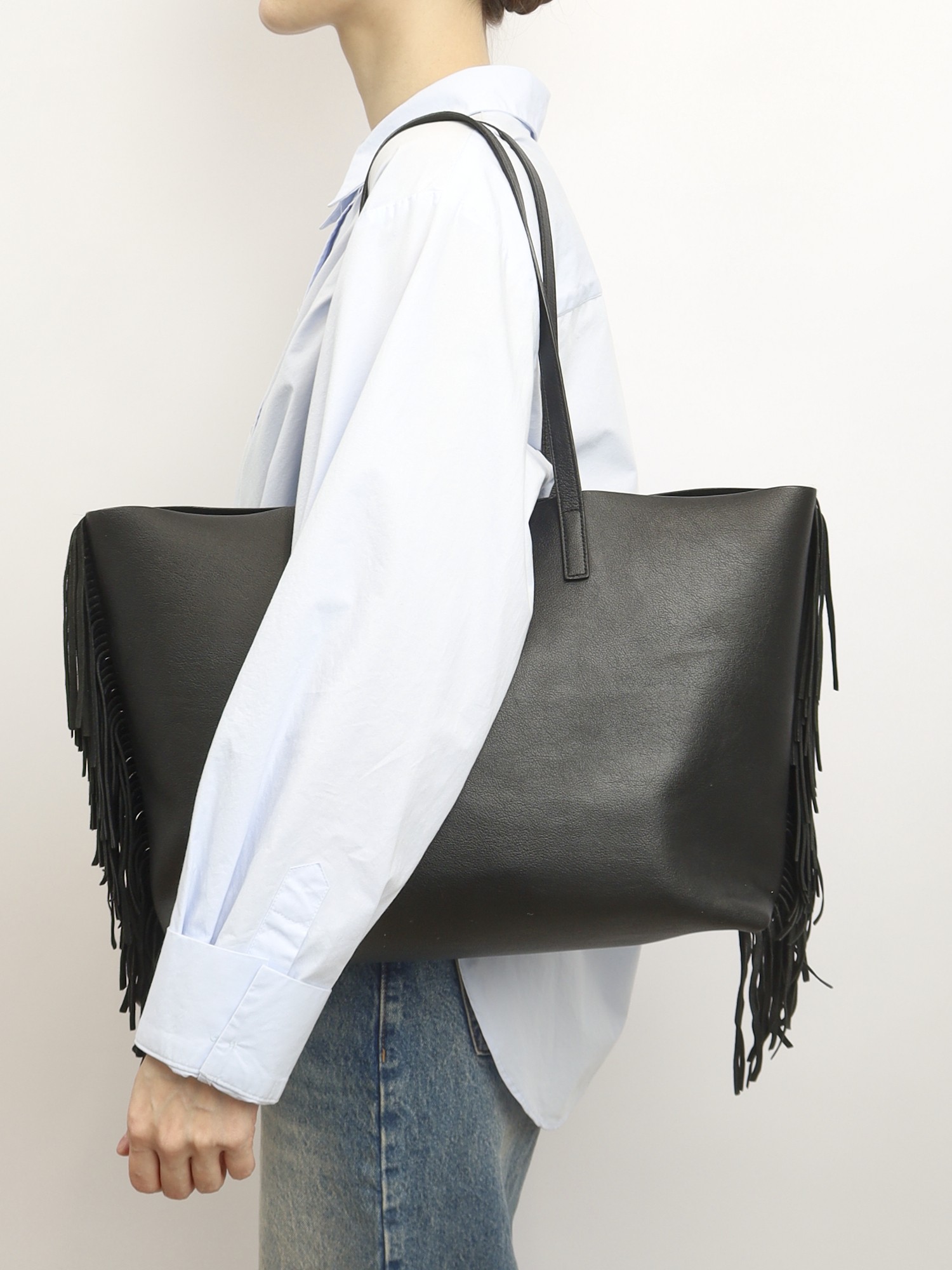 Saint Laurent Shopping 1