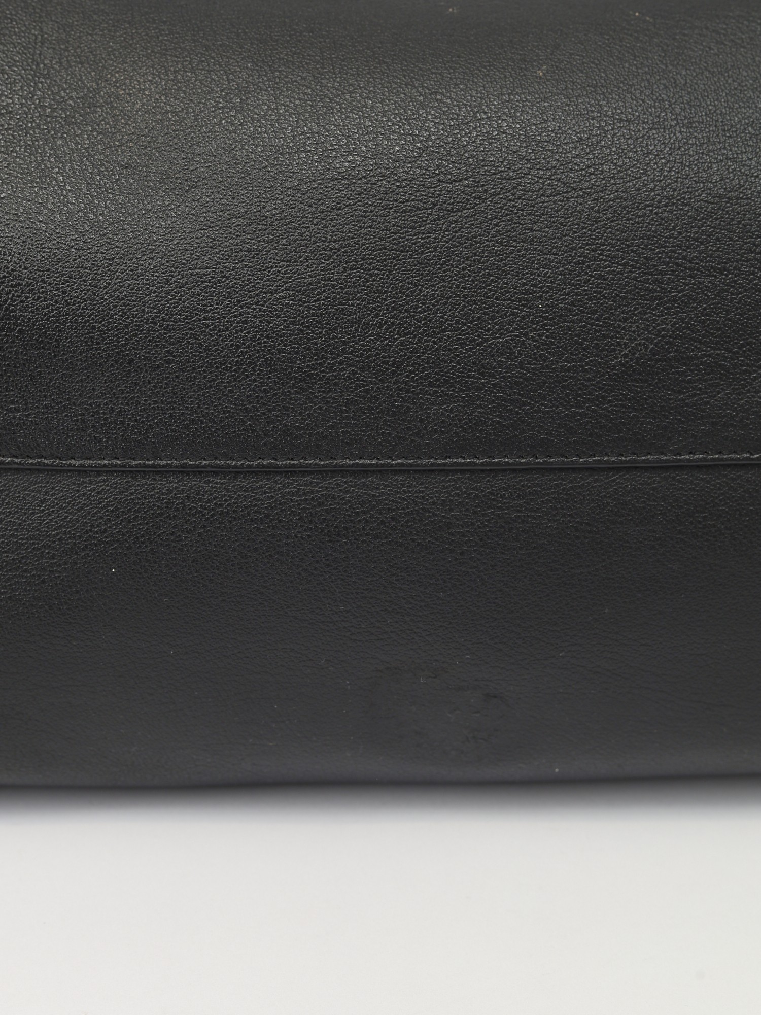 Saint Laurent Shopping 9