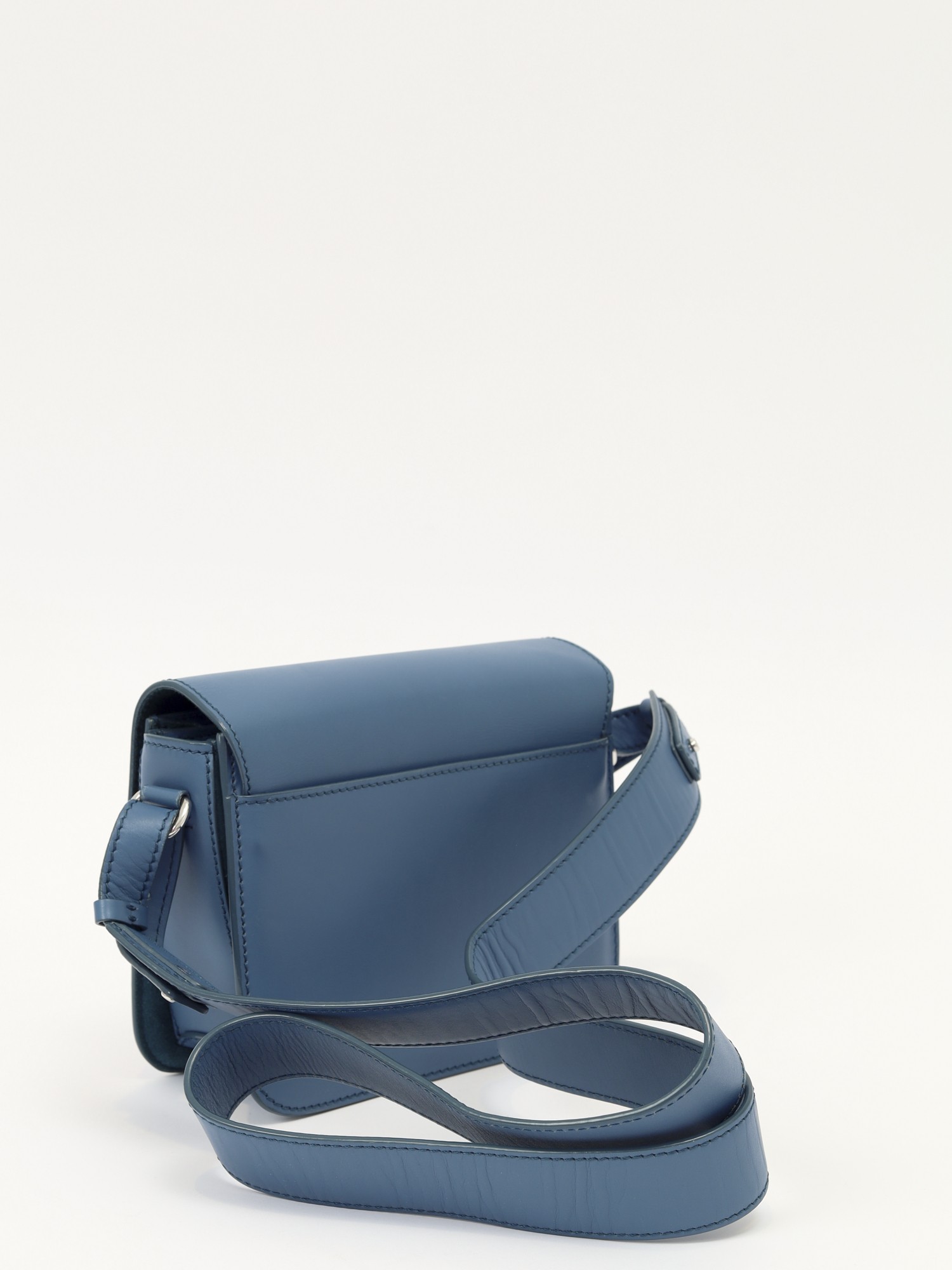 Loro Piana Artemis 3