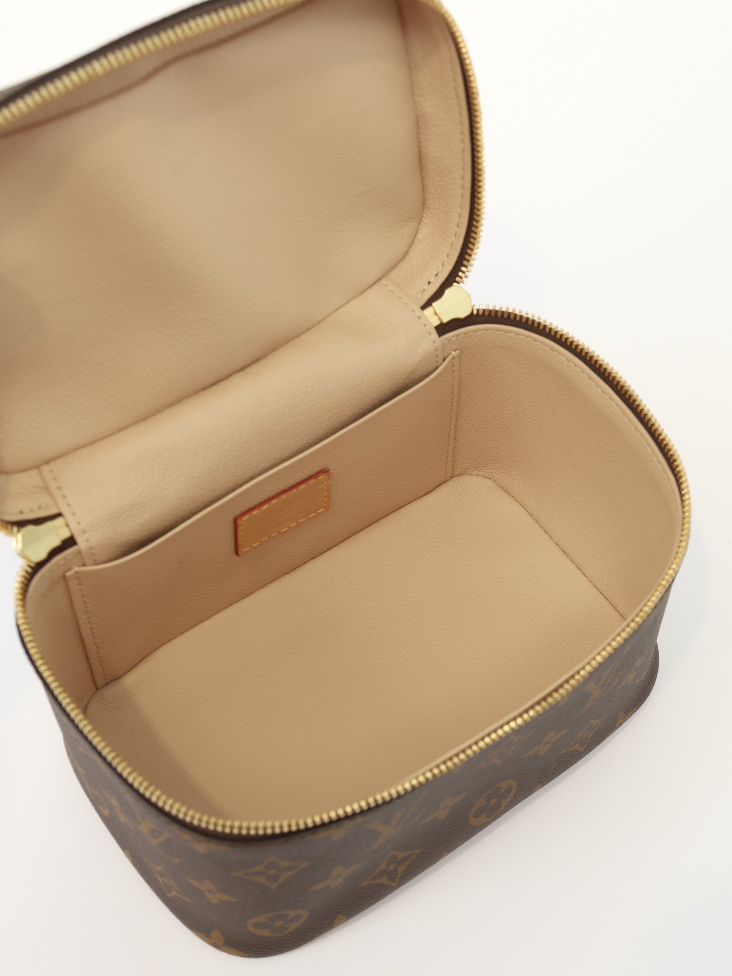 Louis Vuitton Nice 8