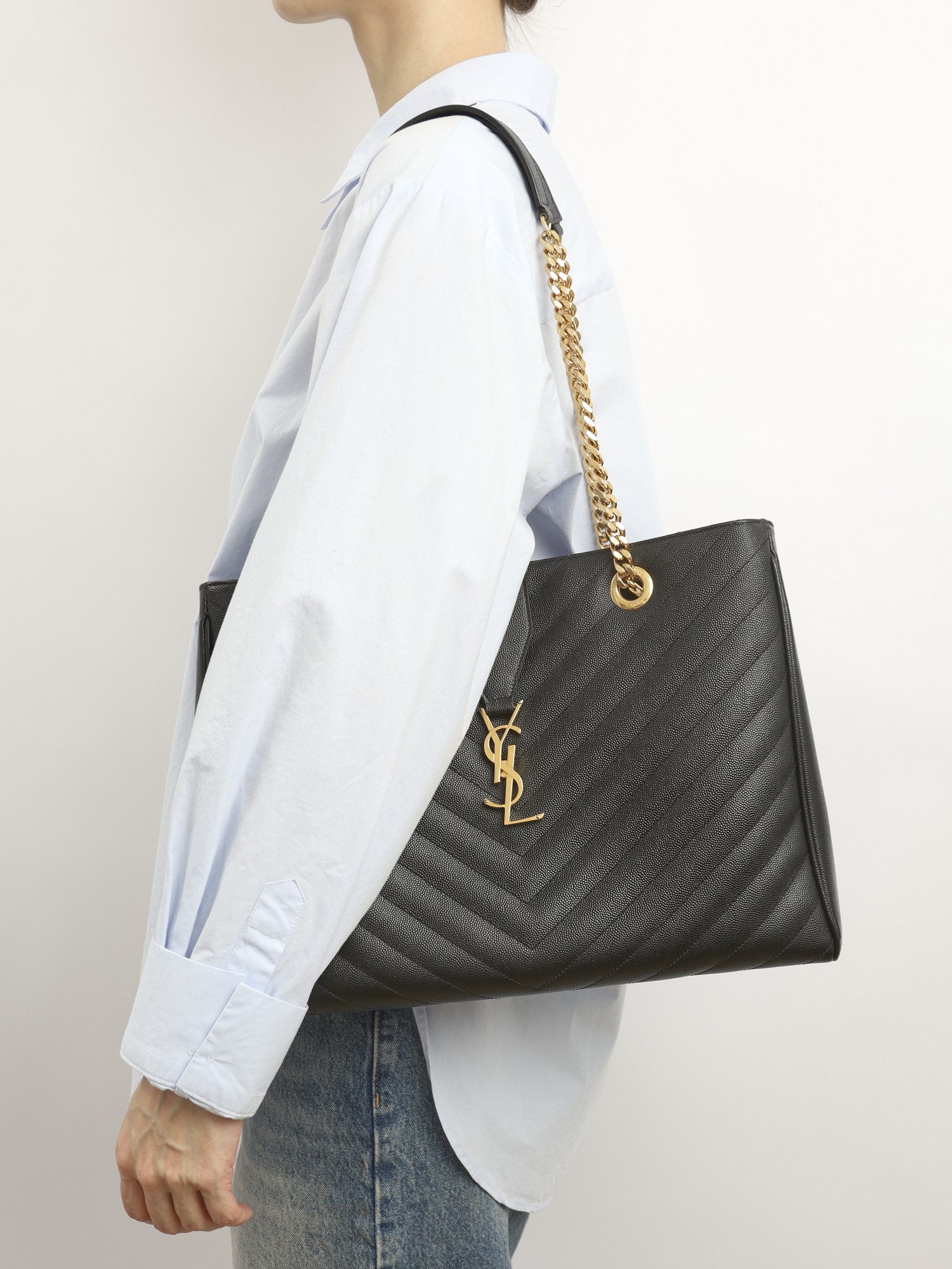 Saint Laurent Cassandra 1