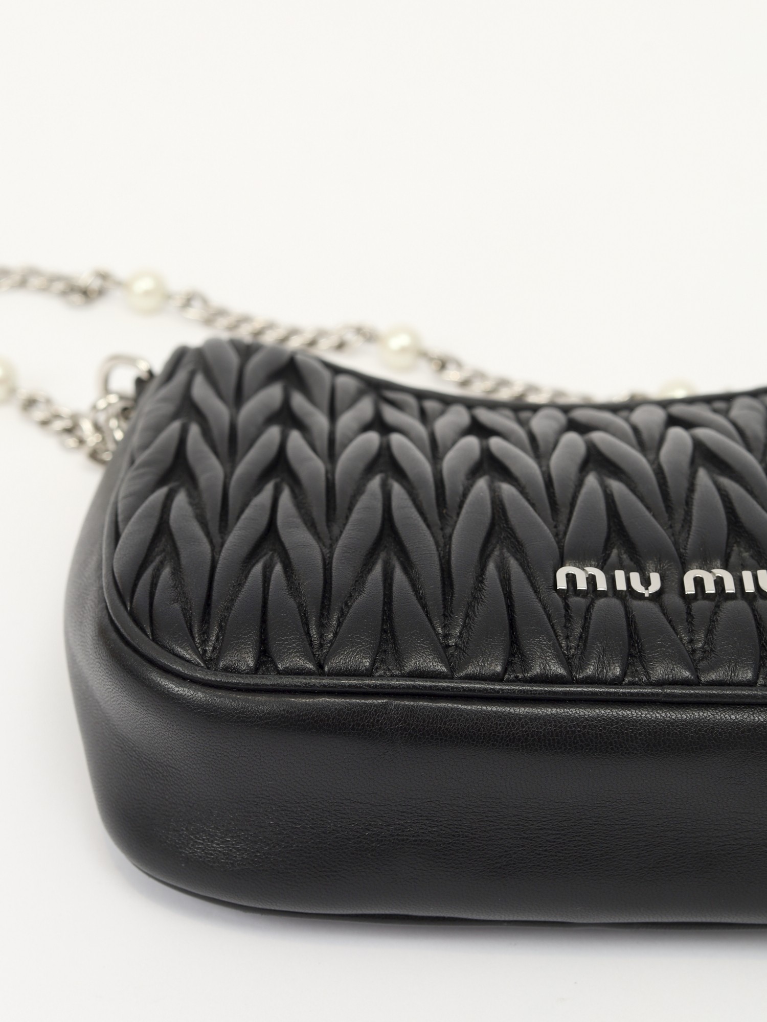 Miu Miu Leather Bag 8