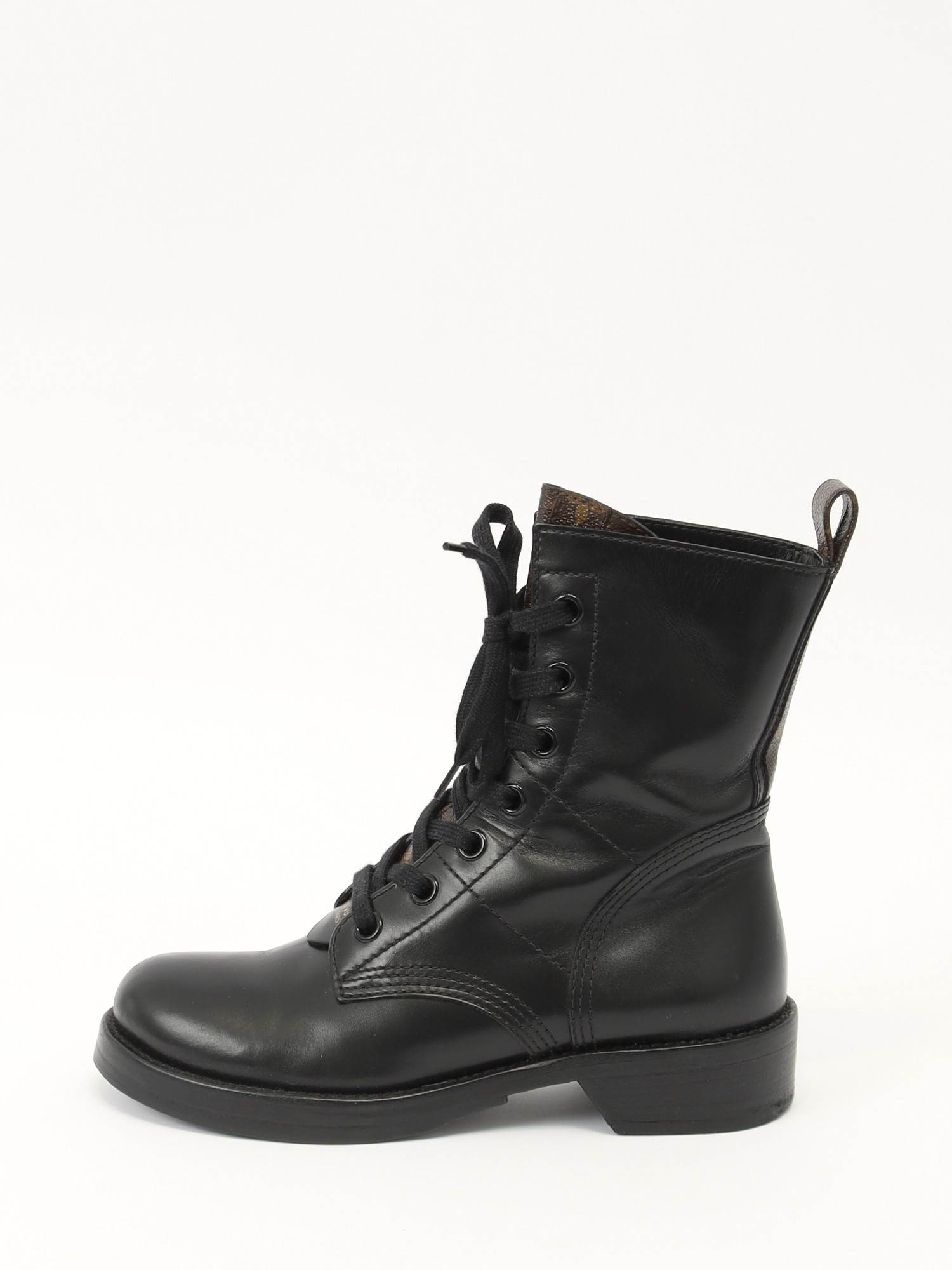 Louis Vuitton Shoes 37.5 1