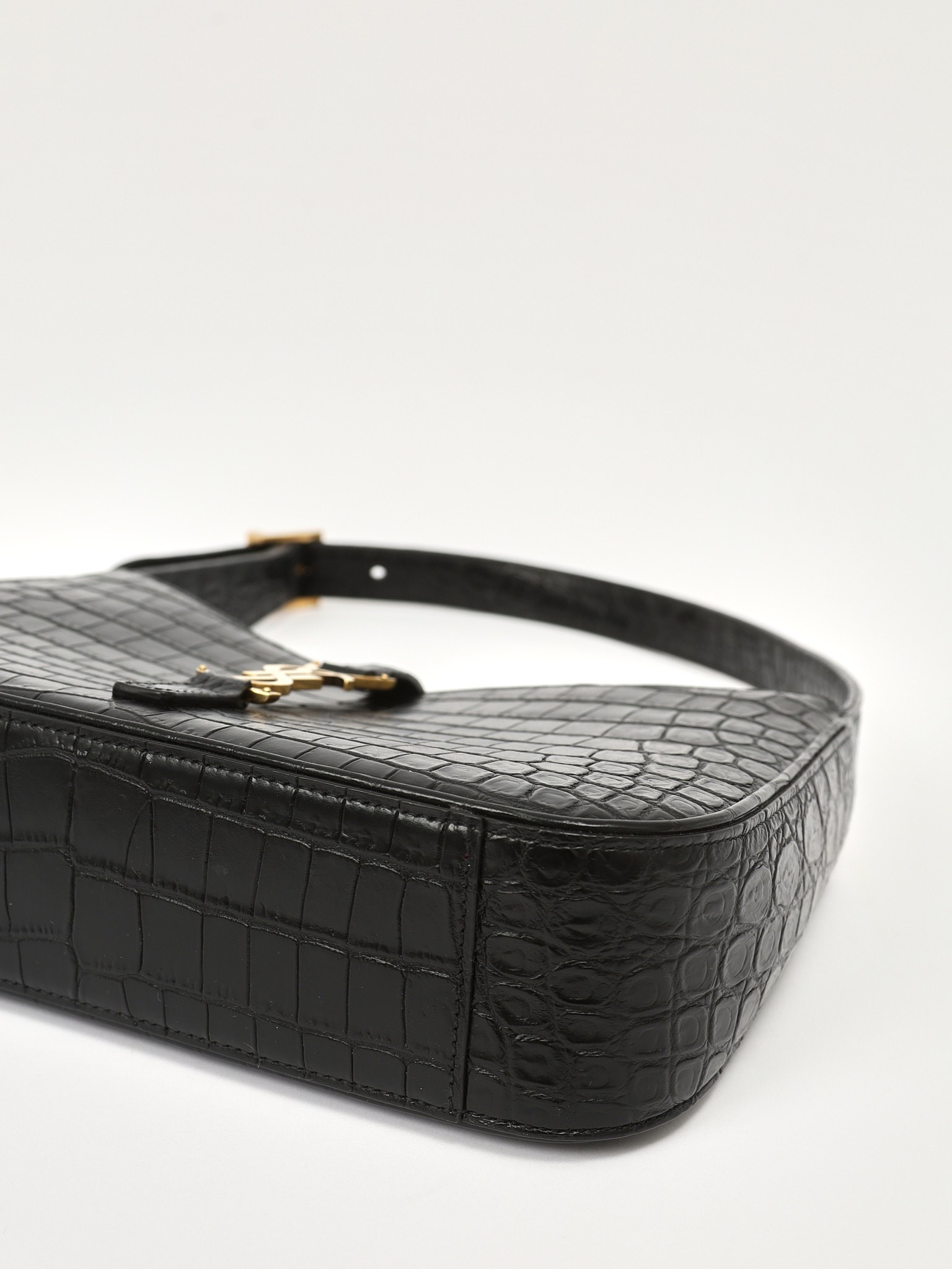 Saint Laurent Le 5 a 7 7