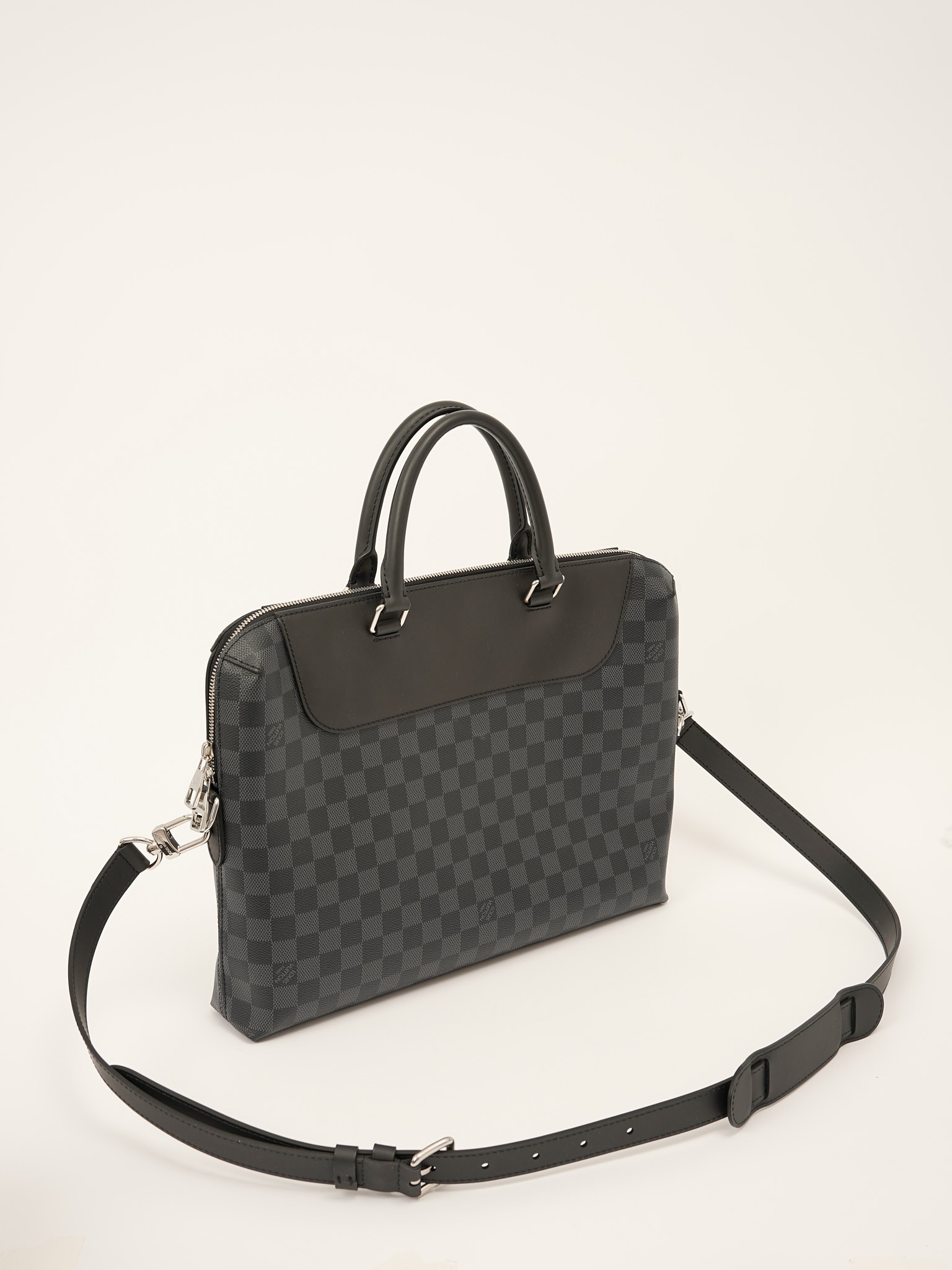 Louis Vuitton Porte Documents Jour  3