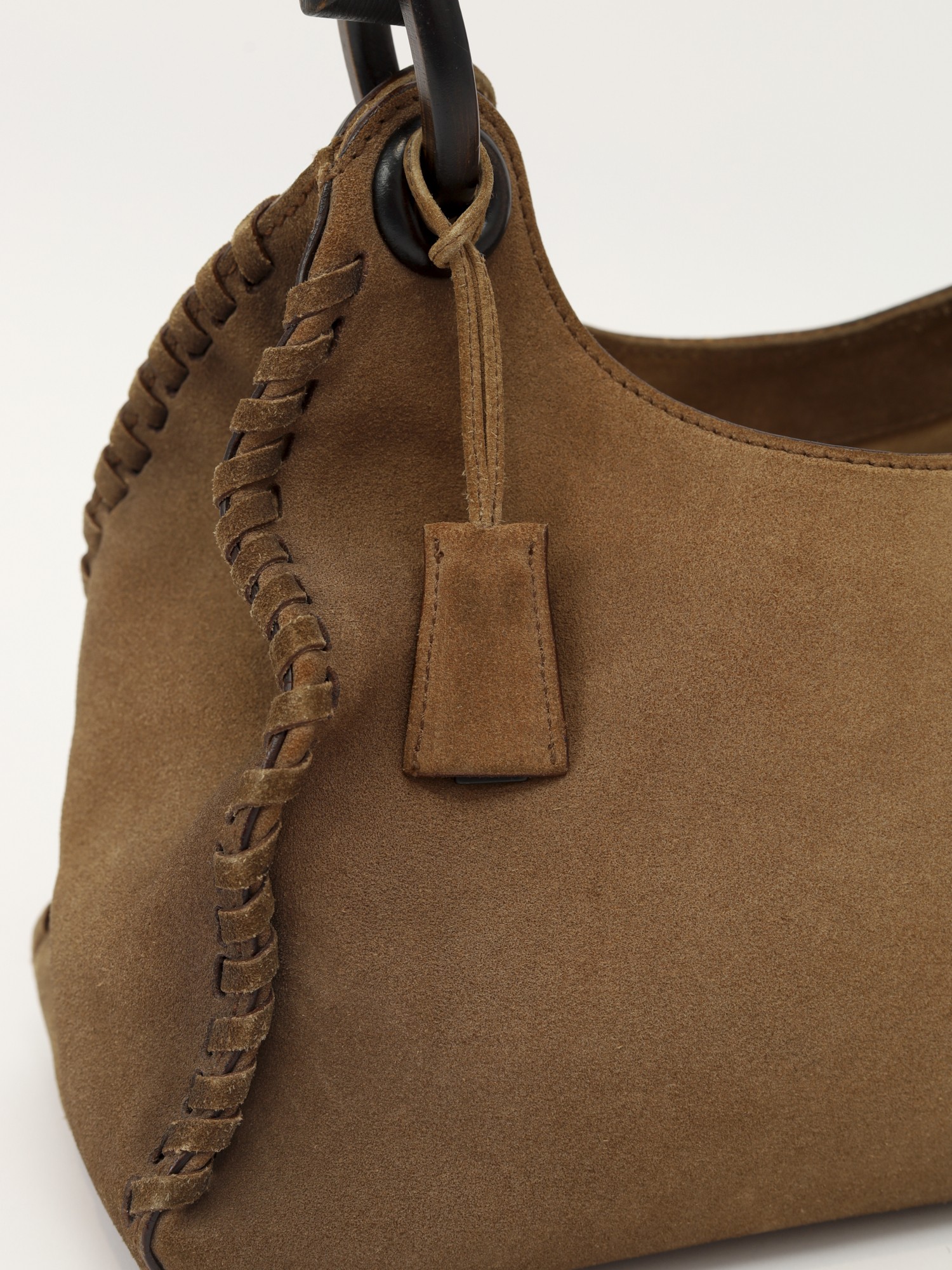 Gucci Leather Bag  4