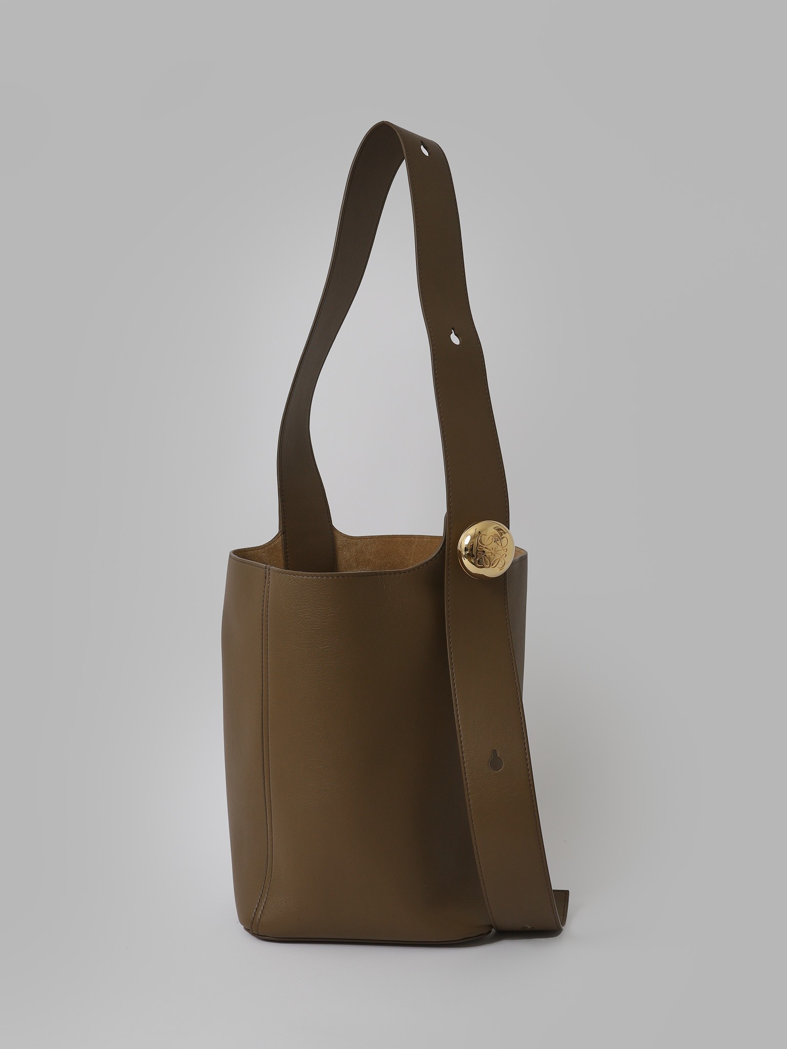 Loewe Pebble  2