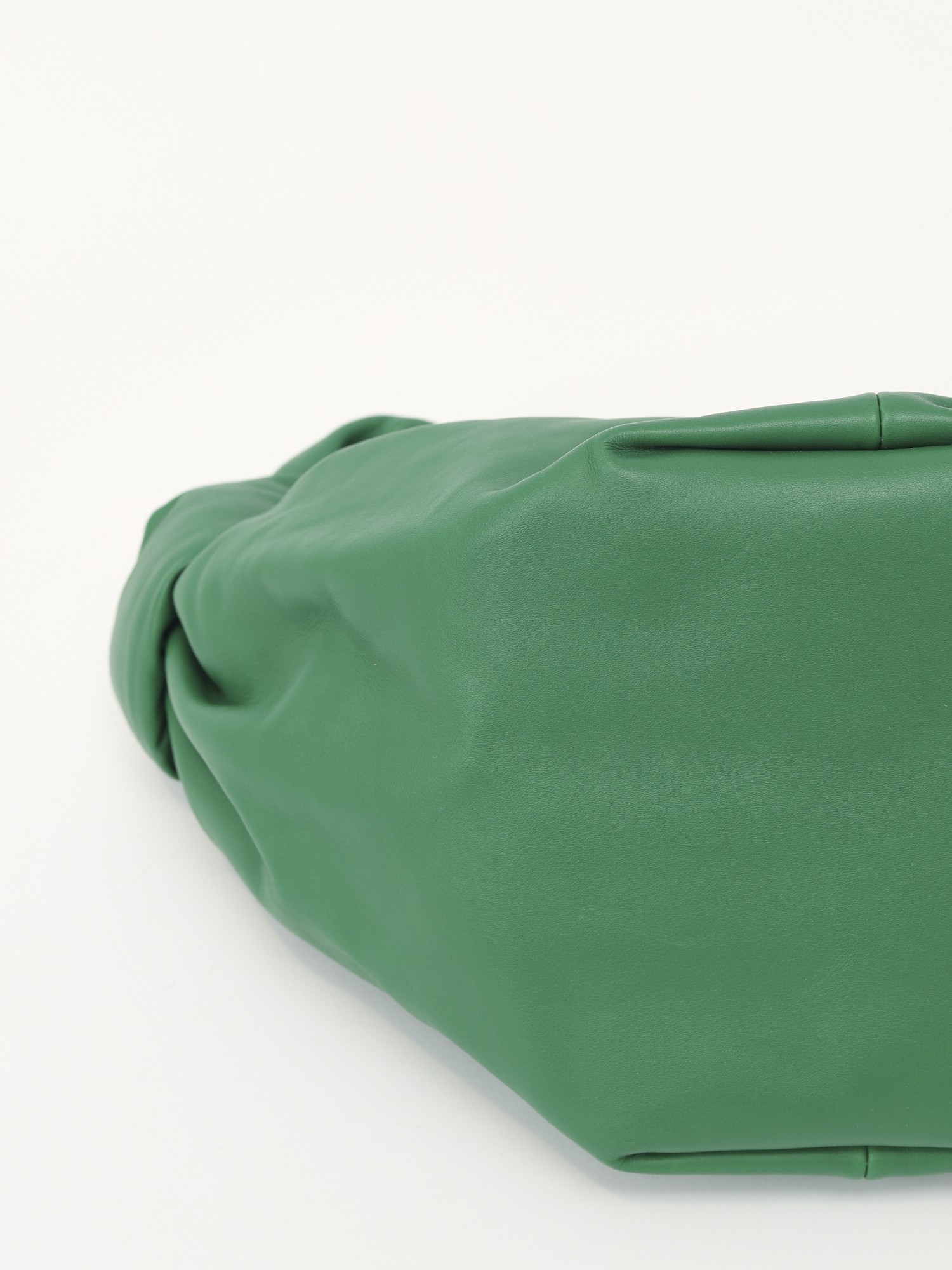 Bottega Veneta Double Knot 5