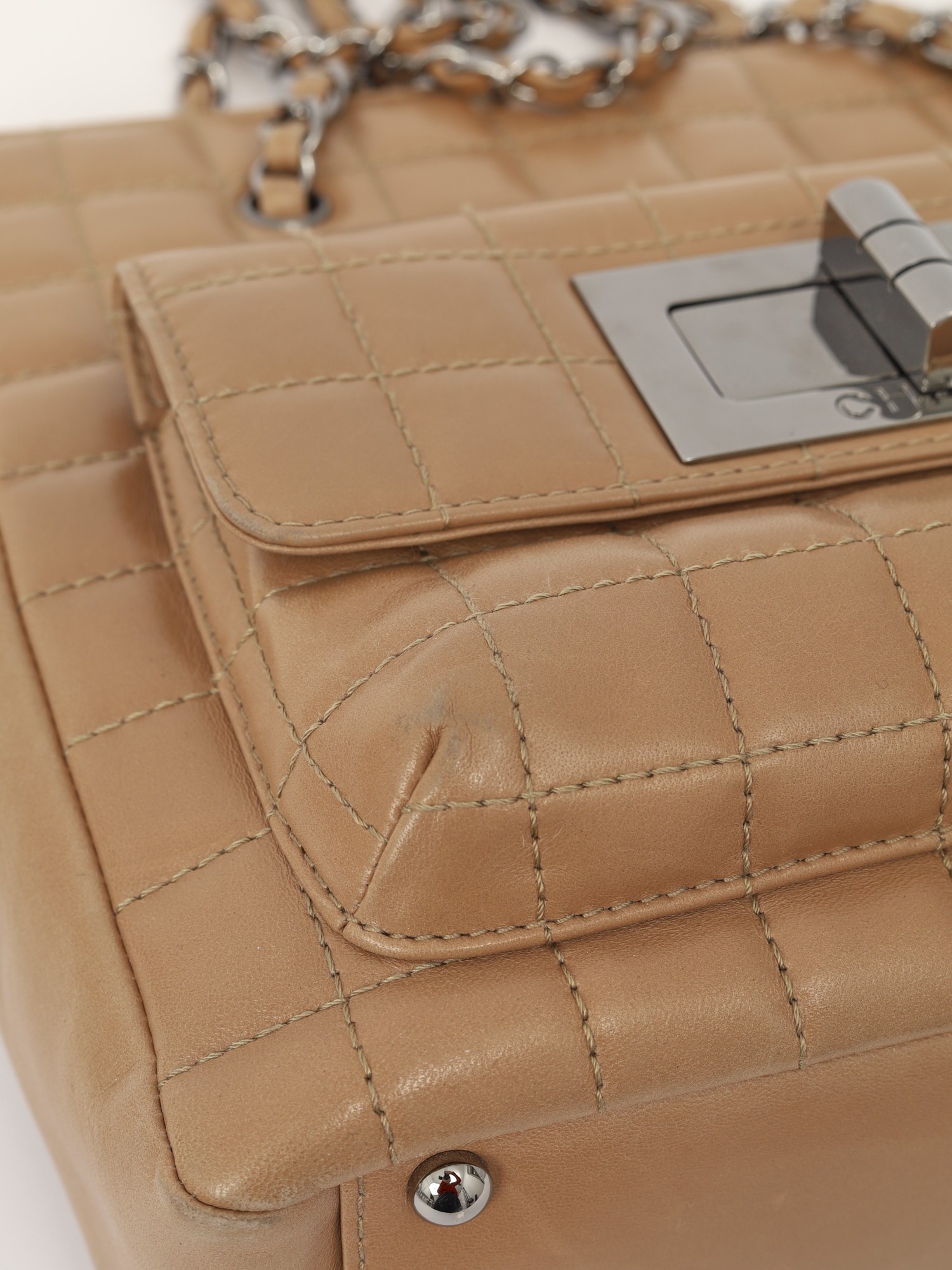 Chanel 2.55 8