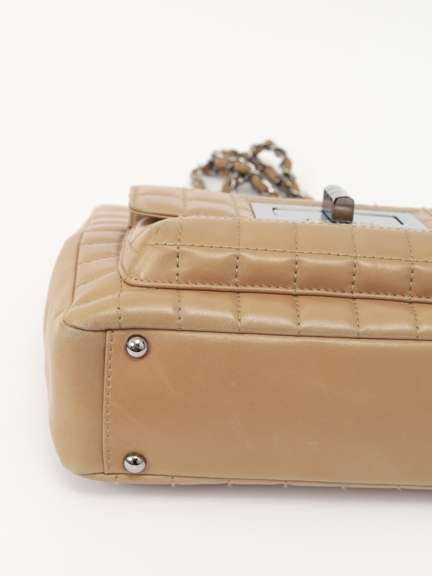 Chanel 2.55 10