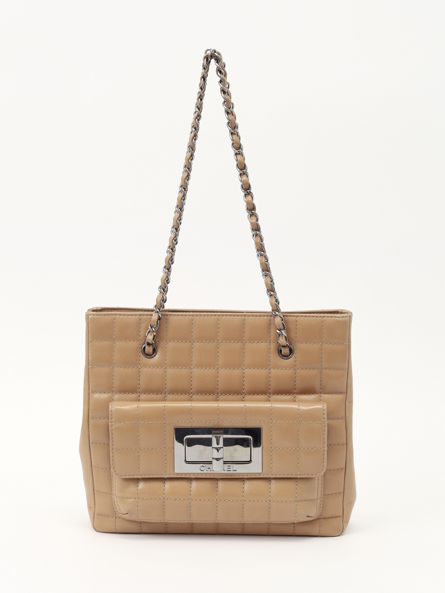 Chanel 2.55 0