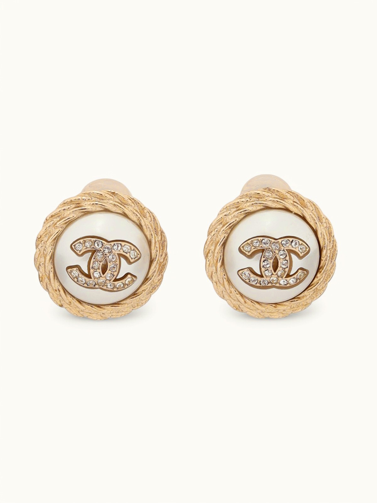 Chanel Clips 0