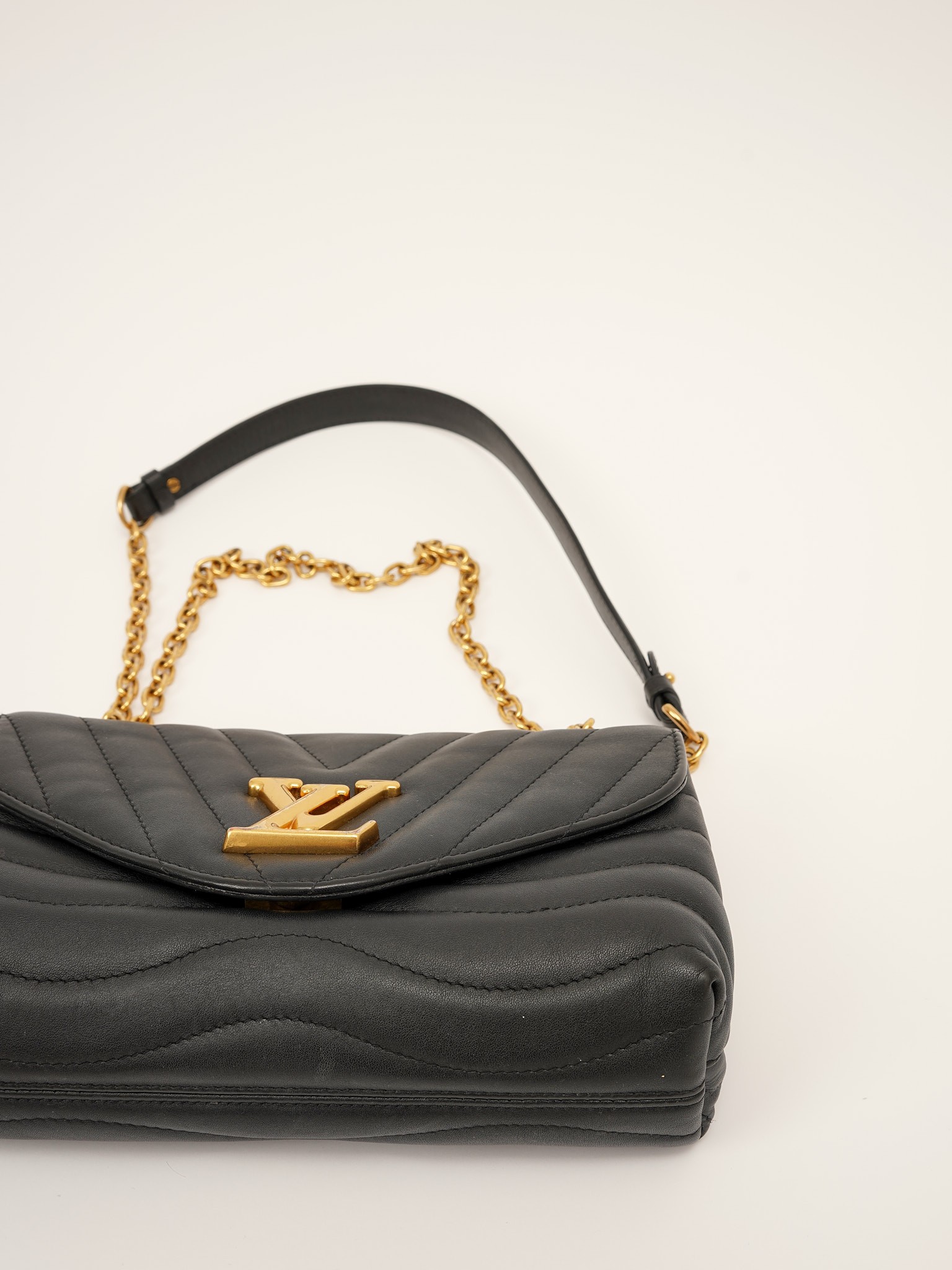 Louis Vuitton New Wave 9
