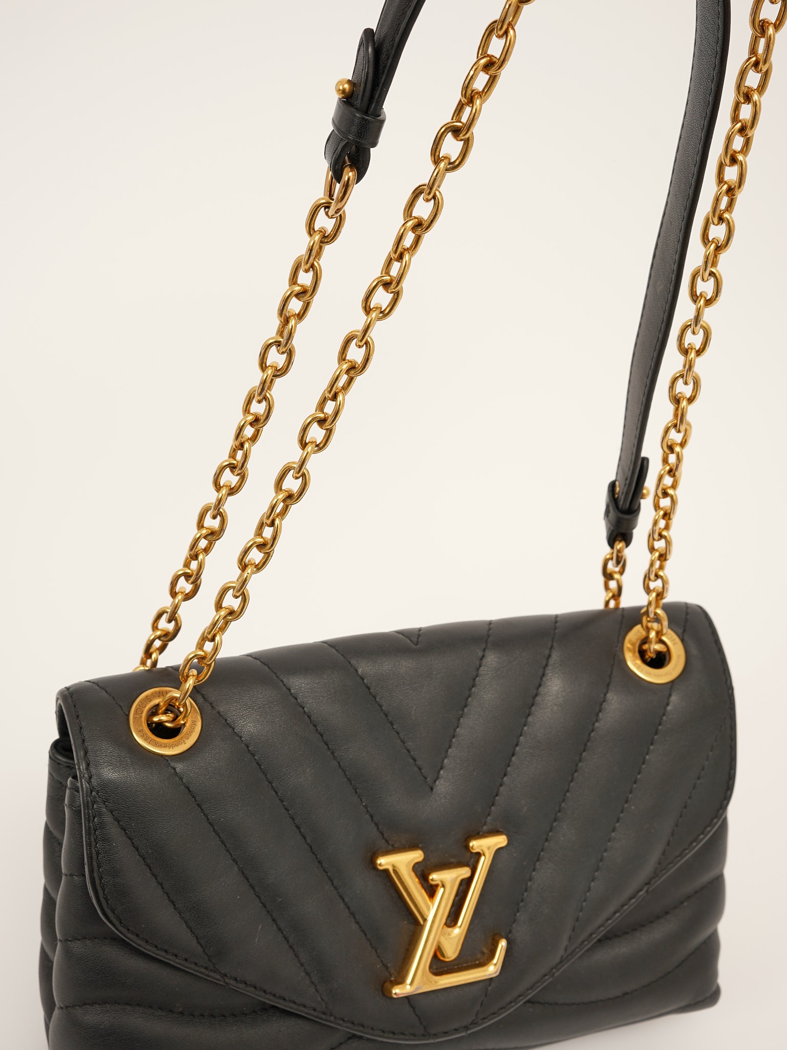 Louis Vuitton New Wave 4