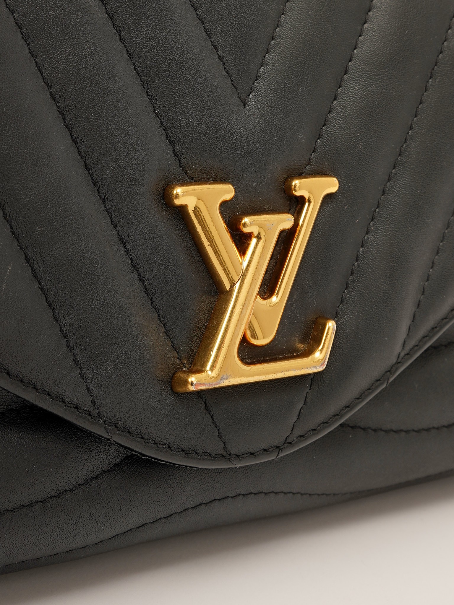 Louis Vuitton New Wave 5