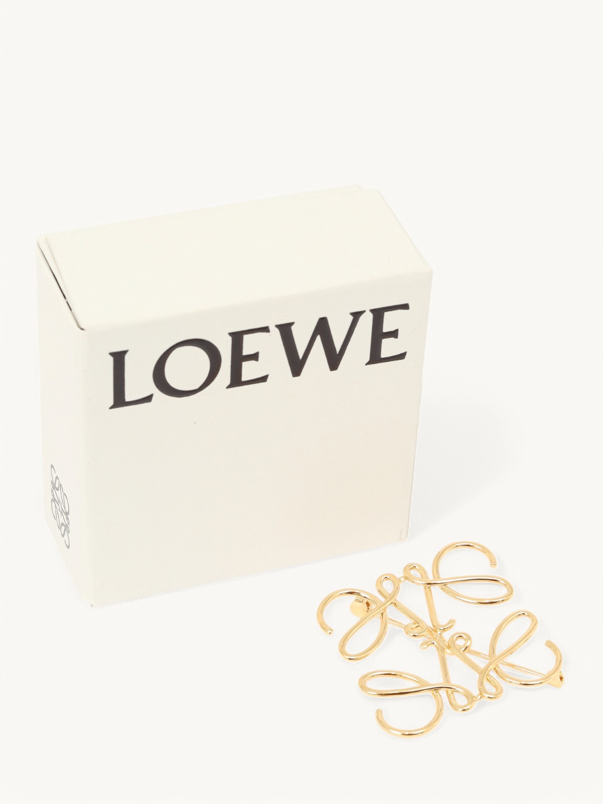Loewe Brooch 3