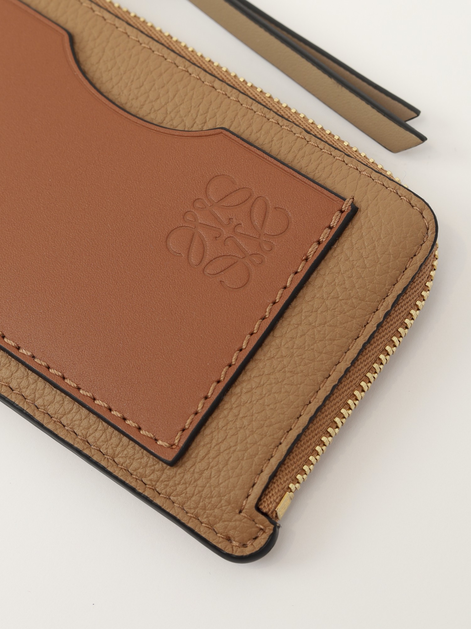 Loewe Wallet 5